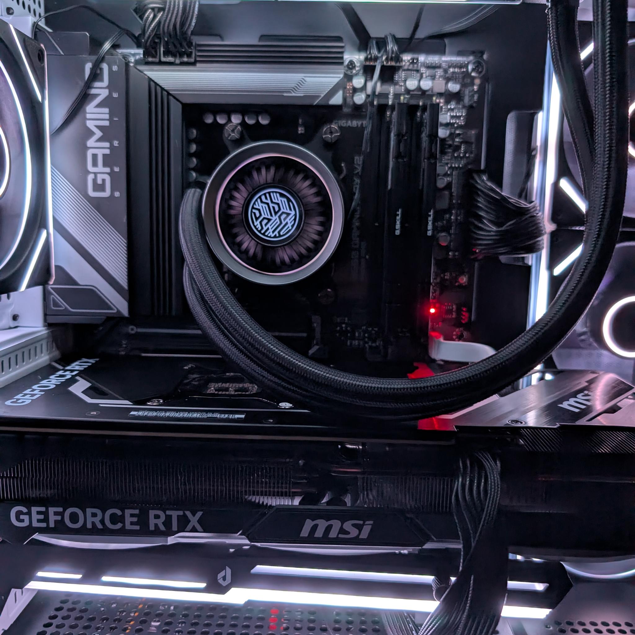 Gaming PC RTX 4080-Ryzen 5 7600x-32 GB DDR5 6000-1 TB NVME