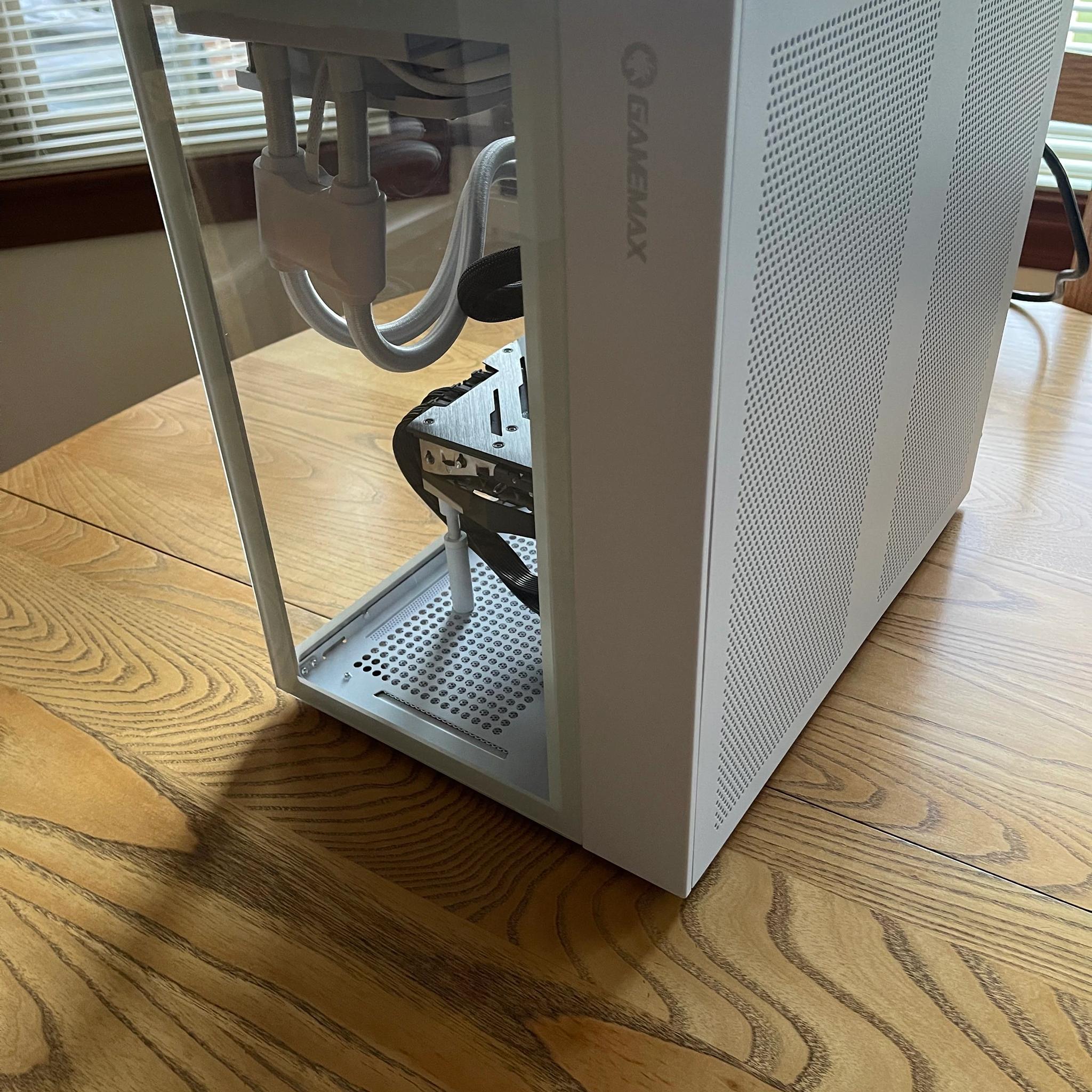 AM5 White High-end Gaming/Production PC: Radeon 7900XTX, Ryzen 9 7900X, 32gb DDR5, 2TB NVMe
