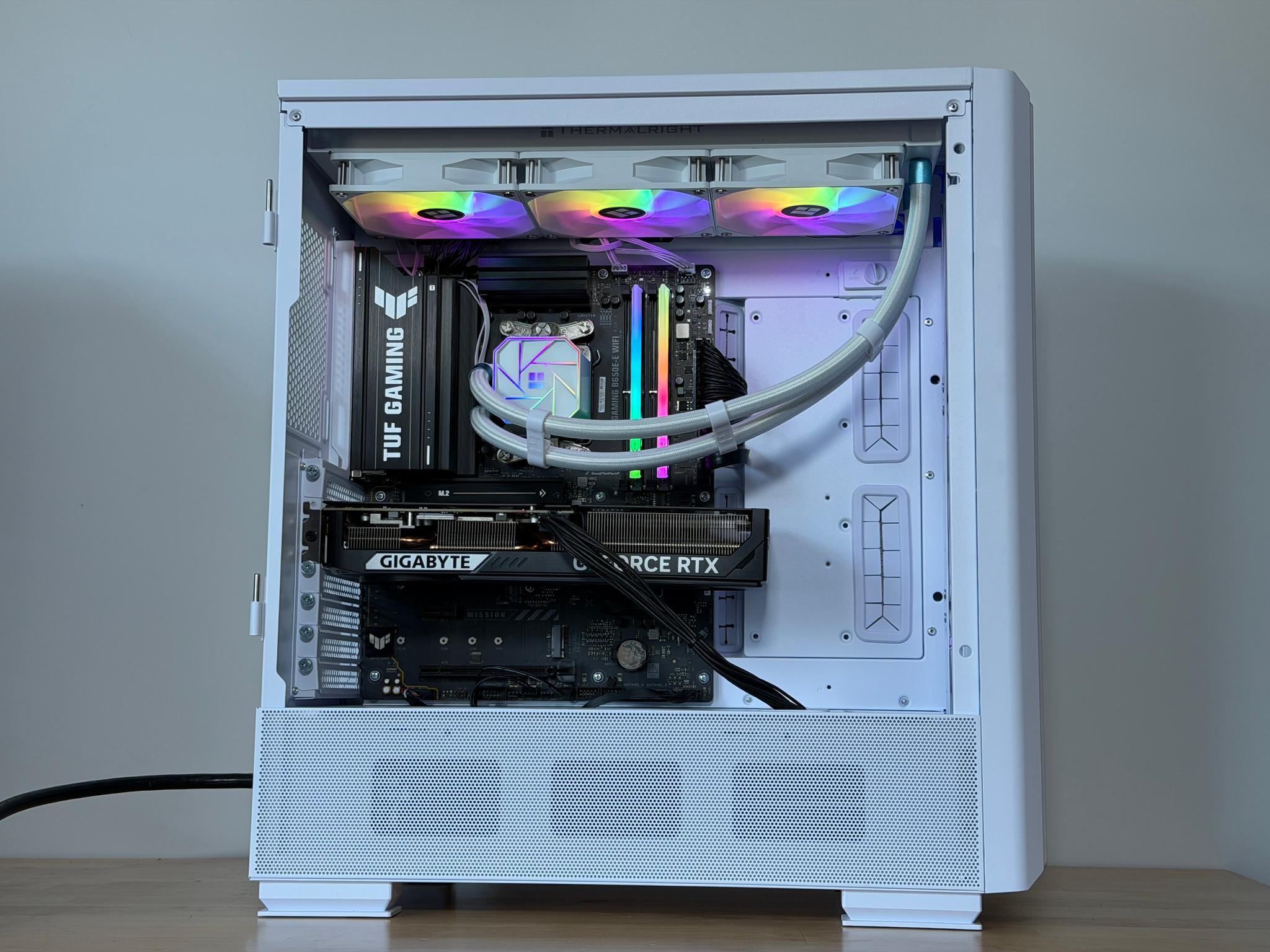 RTX 5070 Ryzen 7 7800x3d Gaming PC