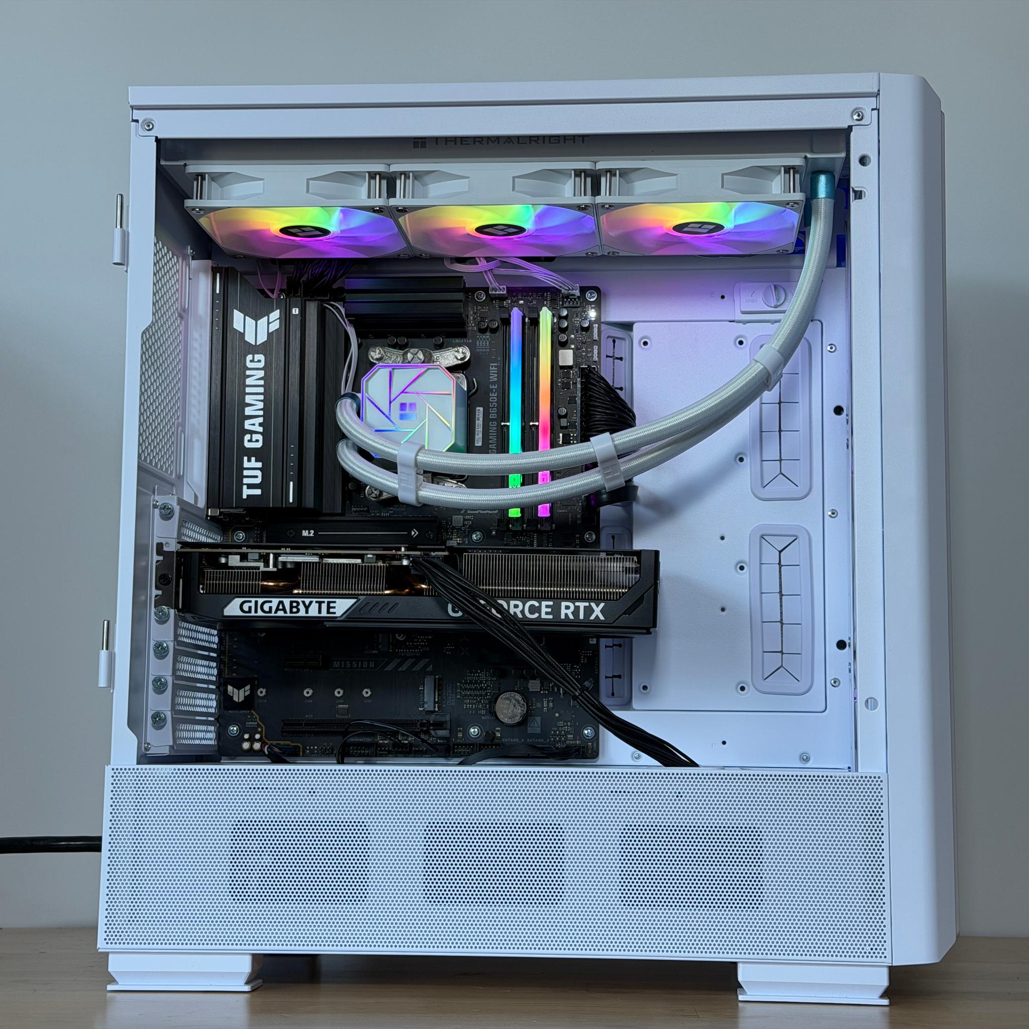 RTX 5070 Ryzen 7 7800x3d Gaming PC