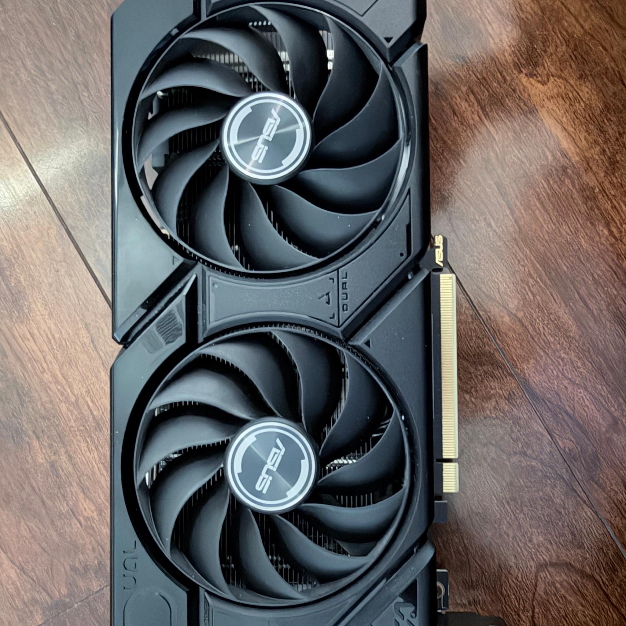 ASUS DUAL EVO OC GeForce RTX 4070 SUPER