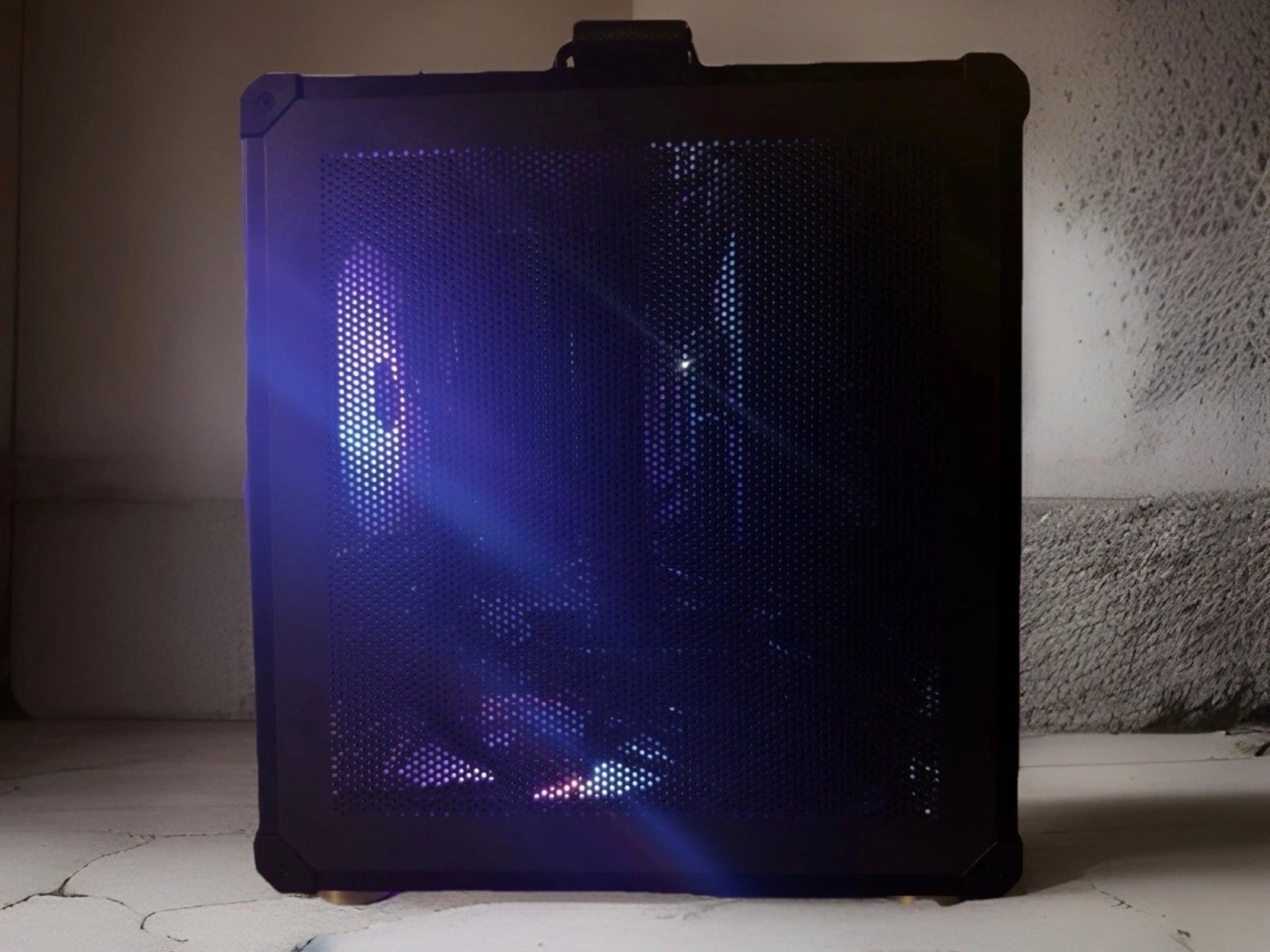 Small Form Factor Gaming PC with i5 11500 | 6650 XT | ASUS Z590-I | 16 GB of RAM