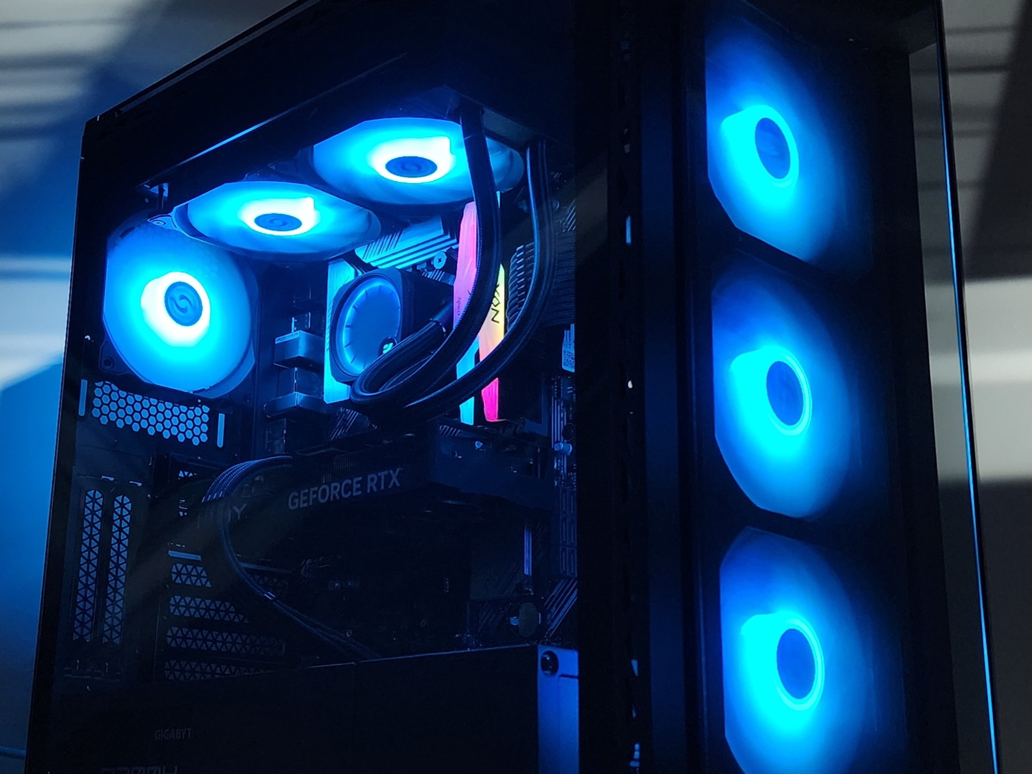 Gaming PC Ryzen 7 5700X 16GB RAM 1TB SSD RTX 4060 Ti 16GB Windows 11 Computer