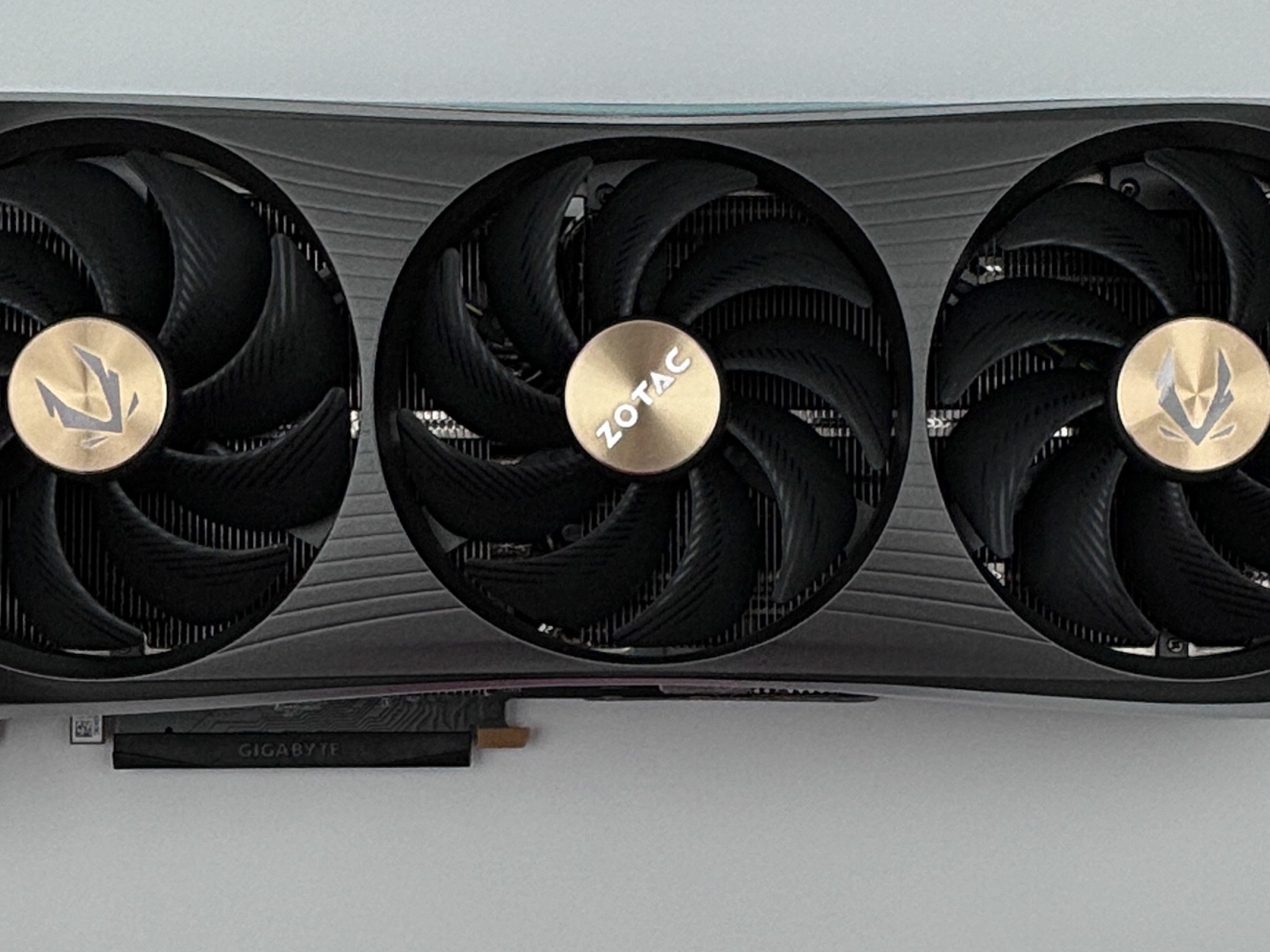 Zotac Gaming GeForce RTX 4090 AMP Extreme AIRO 24GB GDDR6X 384-bit Graphics Card