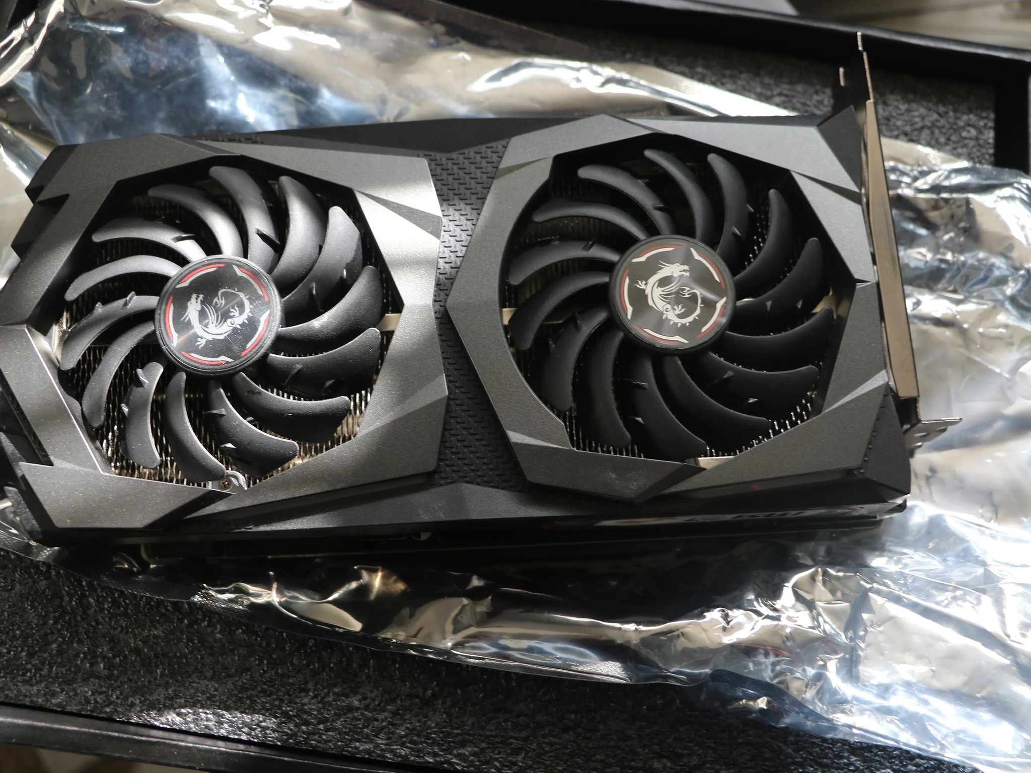 msi 2060 like new - original box