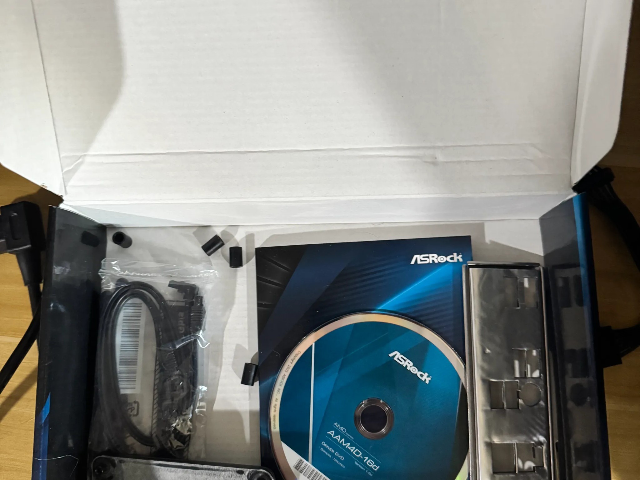 ASROCK B550M-ITX/ac with RYZEN 5 3600 CPU