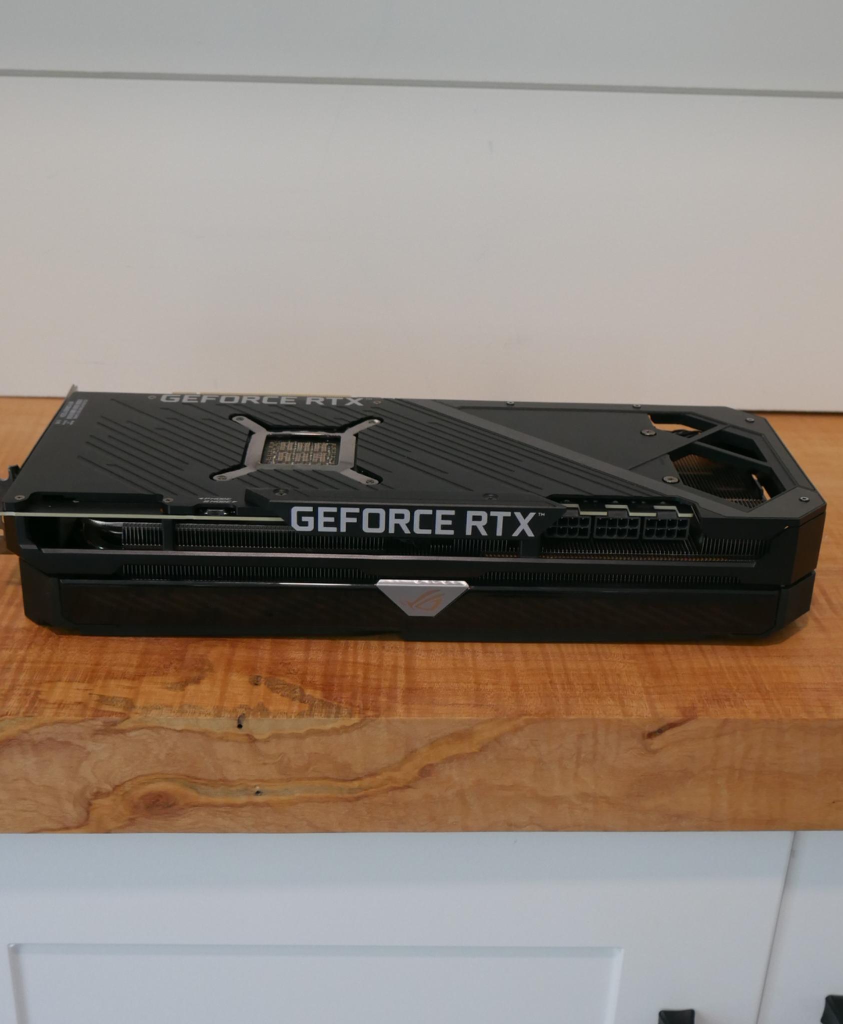 *NEED GONE* ASUS ROG STRIX GeForce RTX 3080 10gb OC GDDR6X