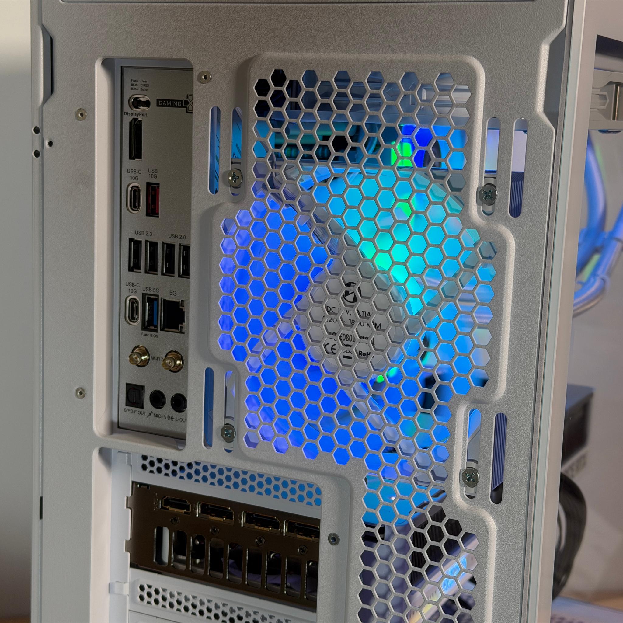 RTX 5070 Ryzen 9 7900x Gaming PC