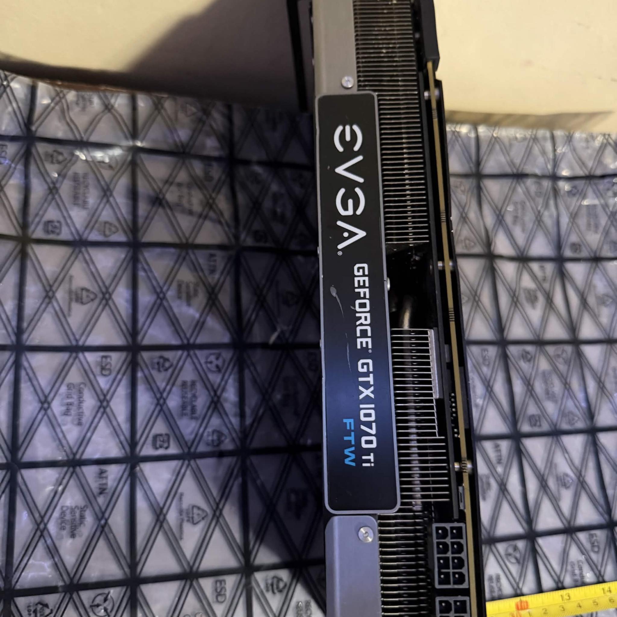 EVGA FTW2 GAMING iCX GeForce GTX 1070 Ti