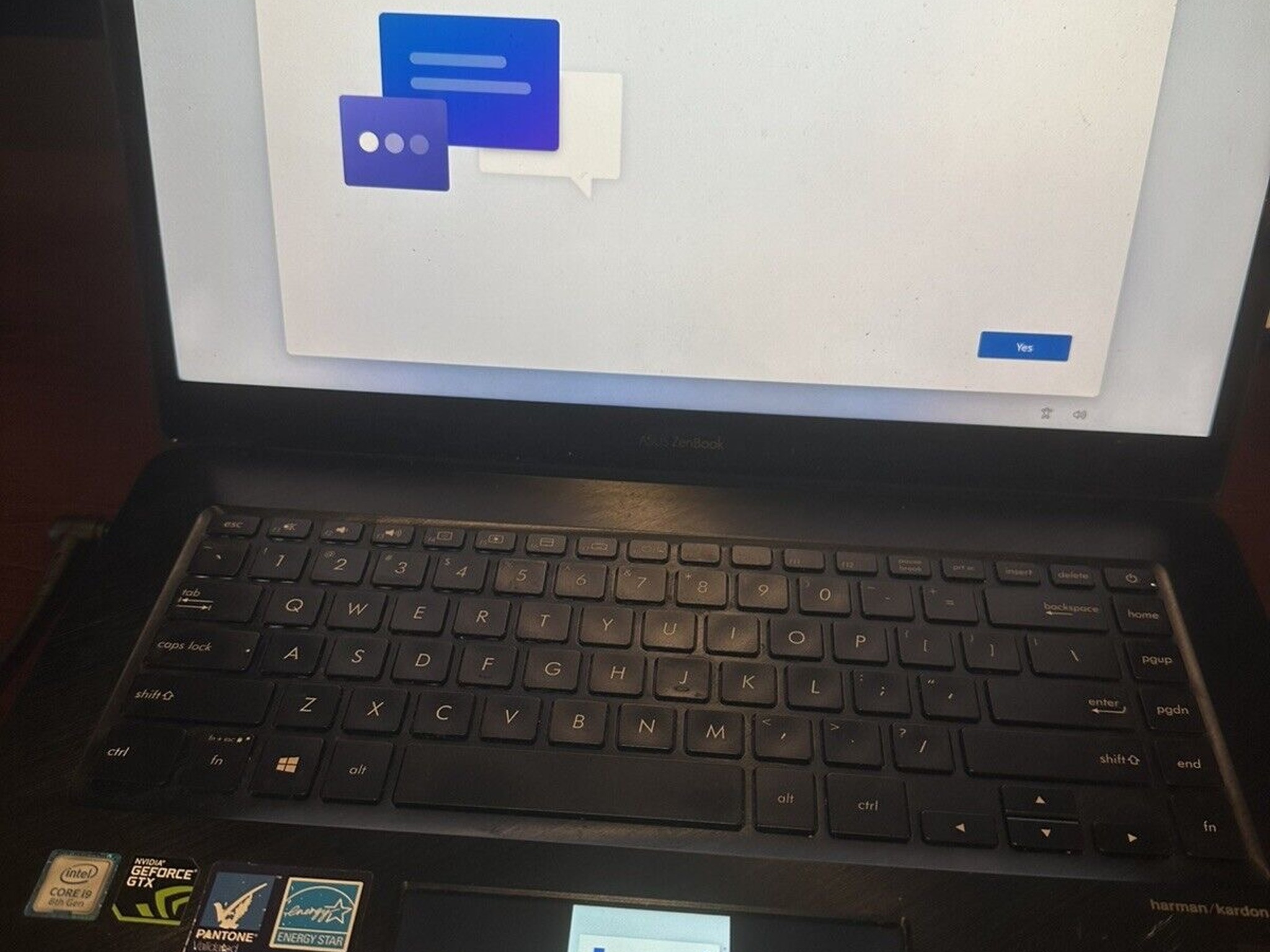 ASUS ZenBook Pro 15 UX580GE; Intel Core i9 8th Gen; NVIDIA GeForce GTX 1050 Ti