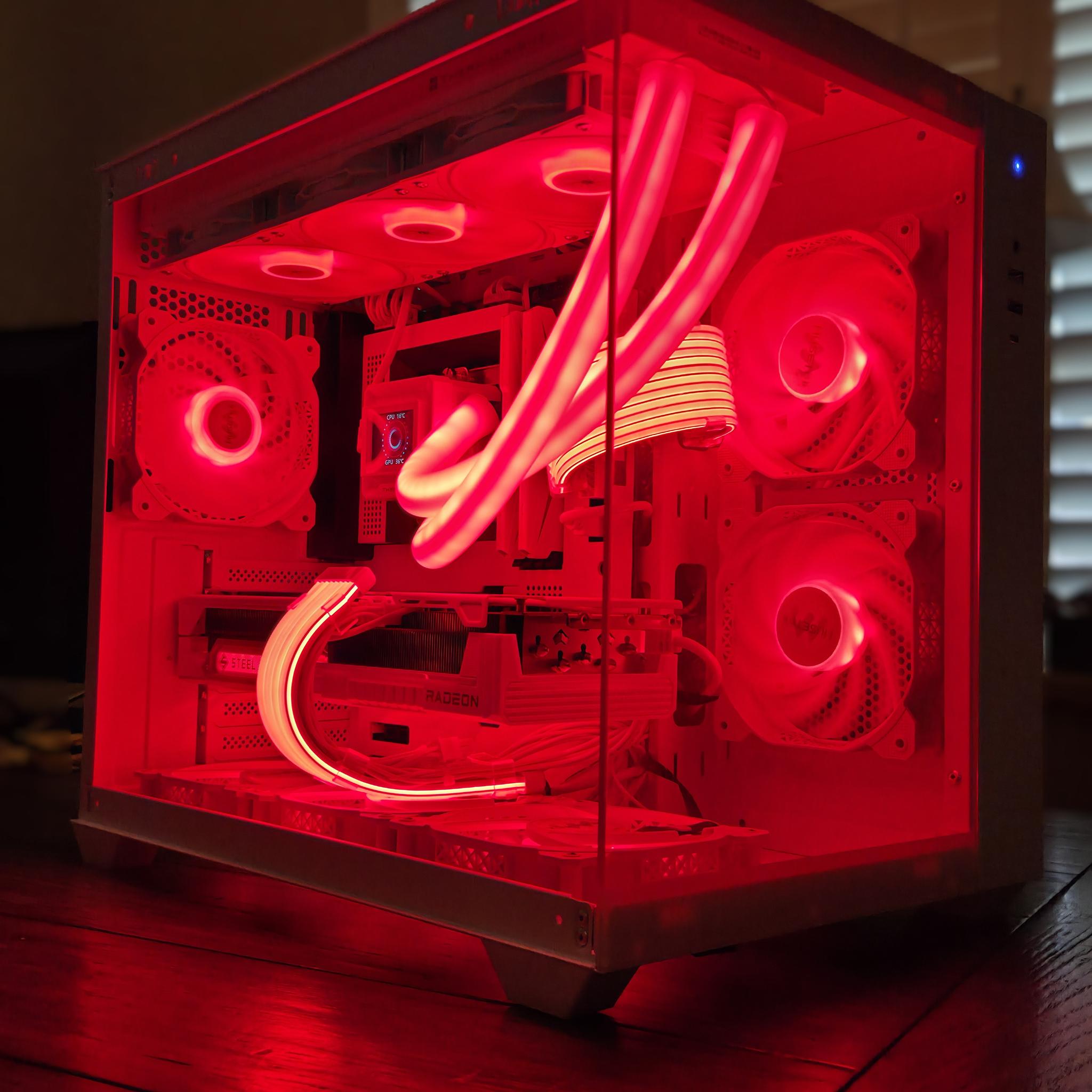 Blizzard! ❄️ | RX 9070 XT Gaming PC | Intel i5-14600K | 32GB DDR5 | 1TB Gen4 NVMe | 2" LCD Display!