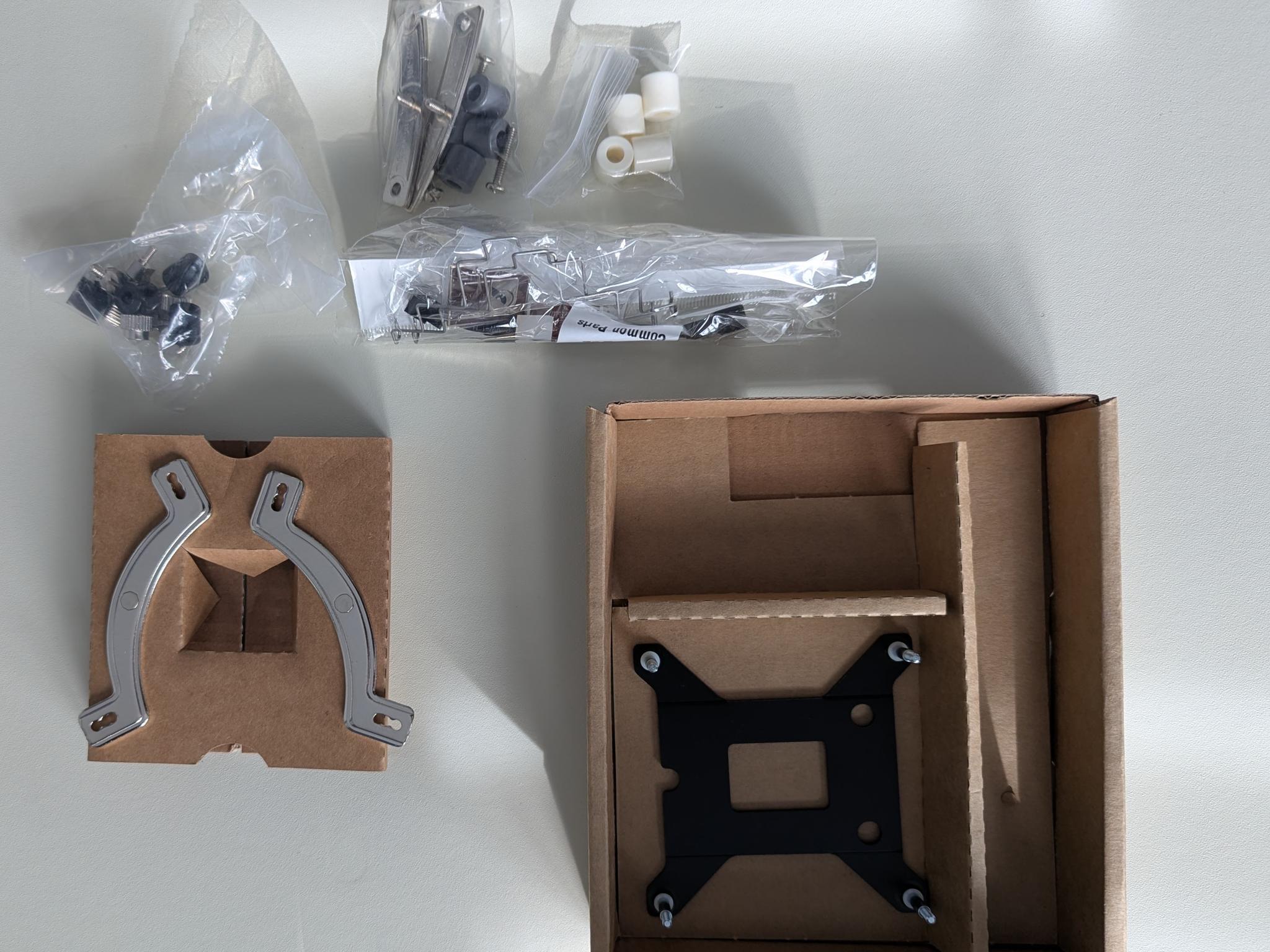 Noctua CPU Cooler Mount Kit Intel/AMD Motherboard