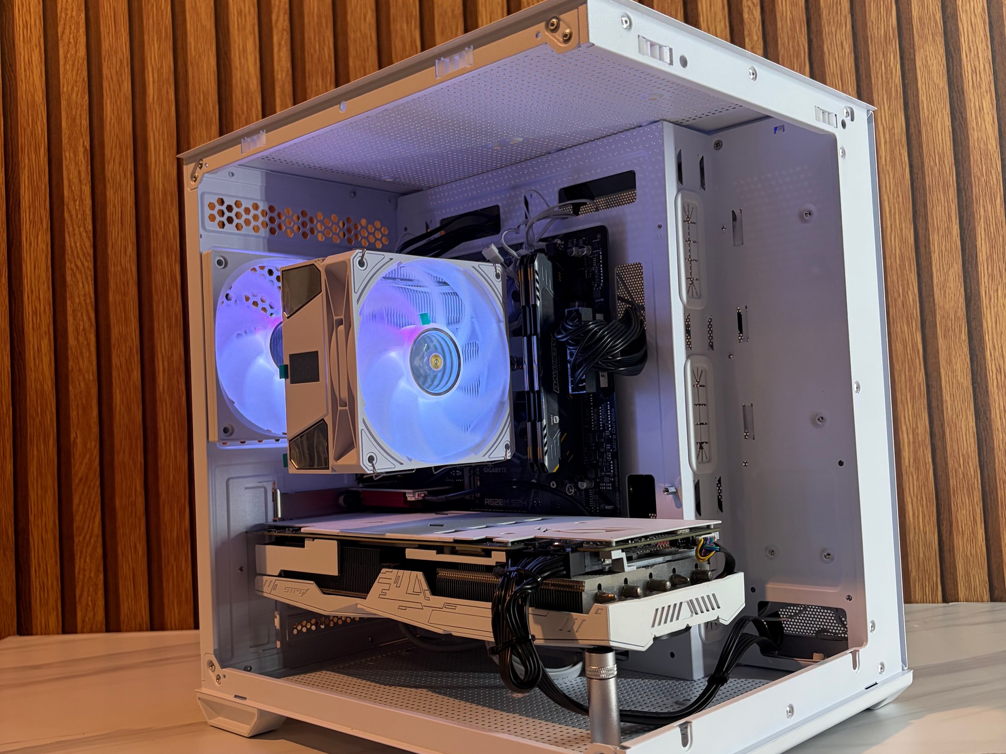 RTX 2060 SUPER | RYZEN 5 3600 | 16GB DDR4 | 500GB SSD | 550W