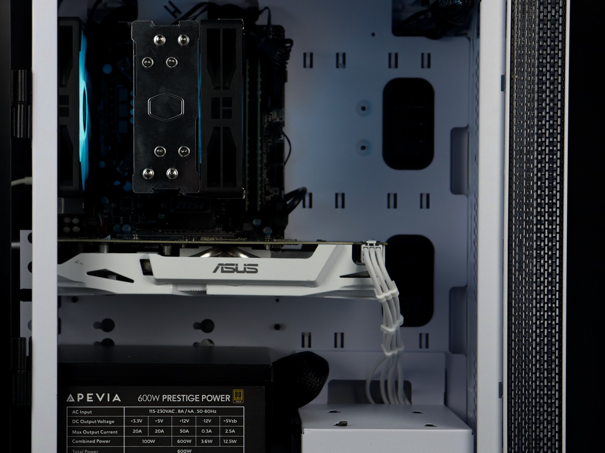 ⚫⚪Budget Gaming PC – GTX 1060, i5 7600K, 16GB RAM, 500GB SSD - WiFi/BlueTooth - ⚫⚪ (Black and White)