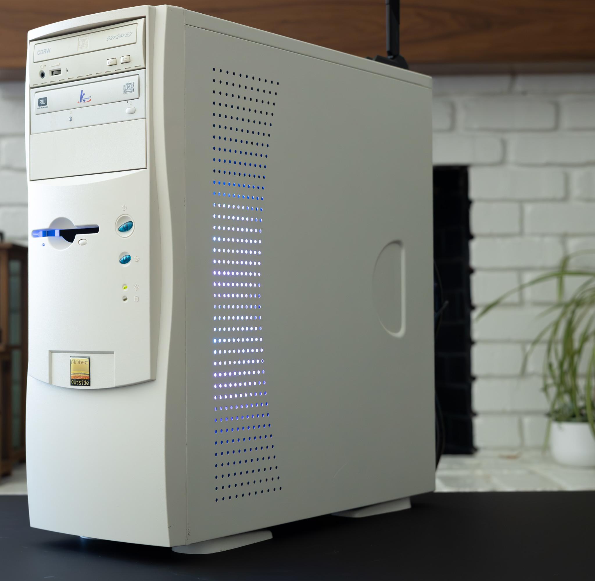 RTX 4070 TI, Ryzen 5 7600x, WiFi, 32gb DDR5, Ultimate Sleeper Gaming PC