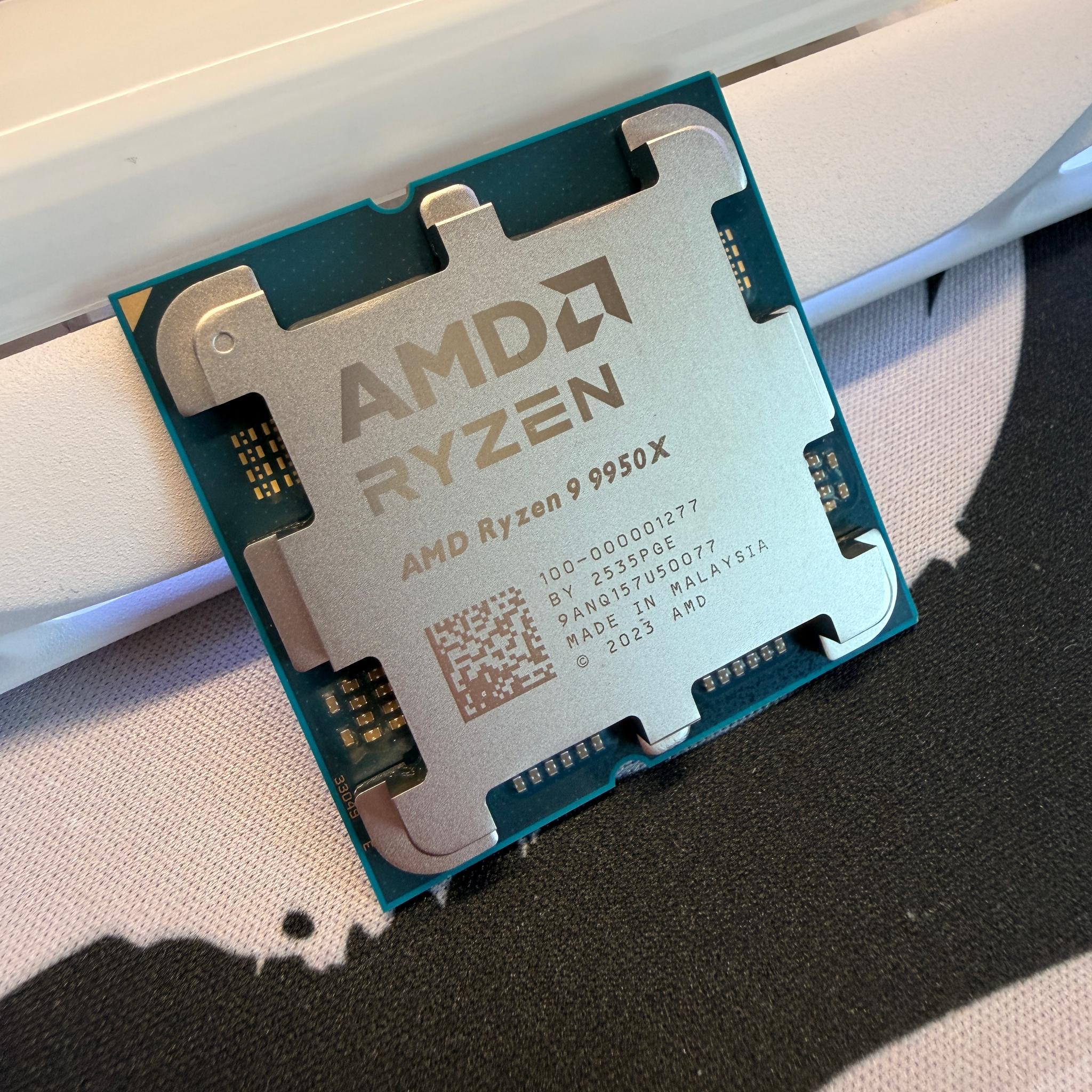 AMD Ryzen 9 9950X