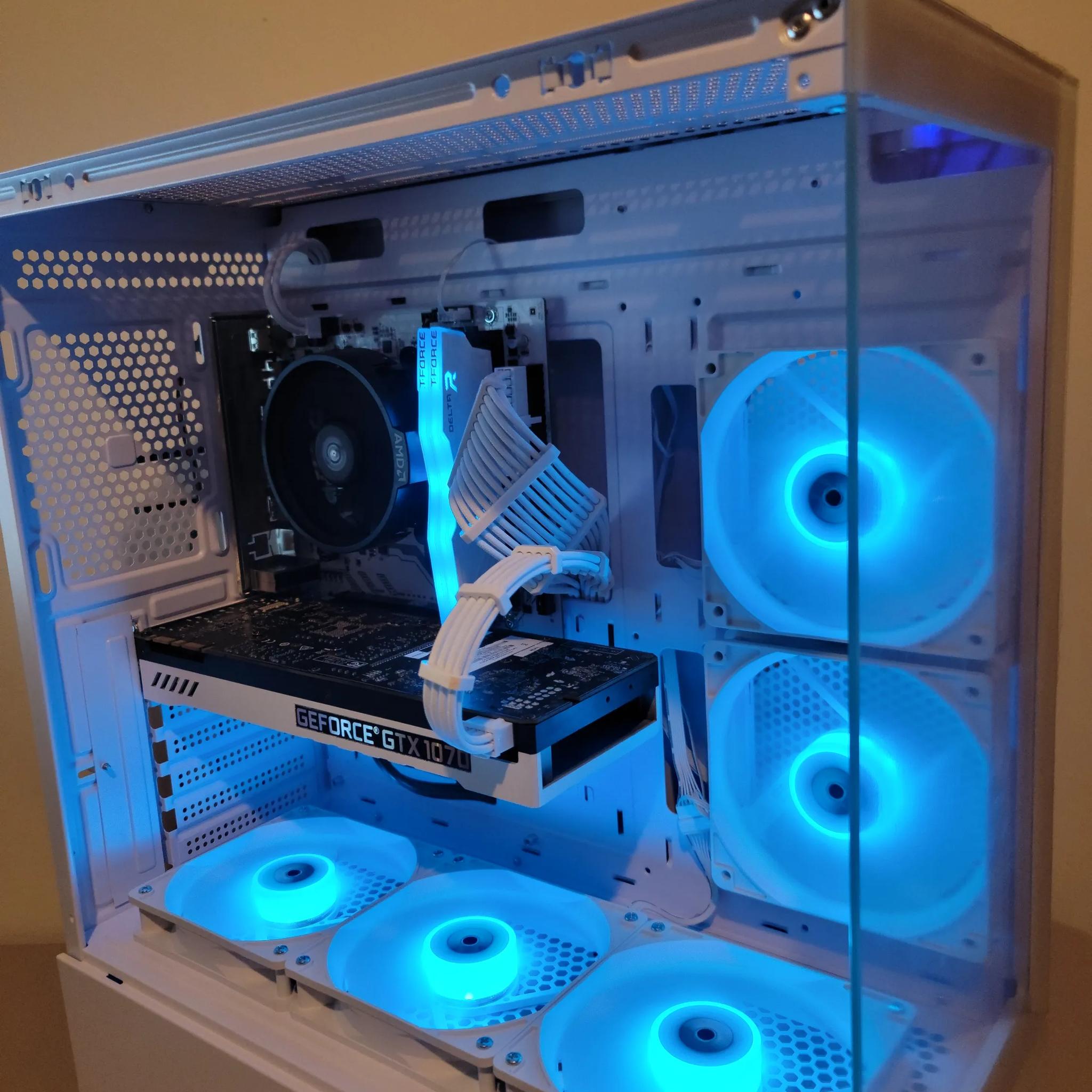 GTX 1070 | Ryzen 5 | 16GB RAM | WIN 10