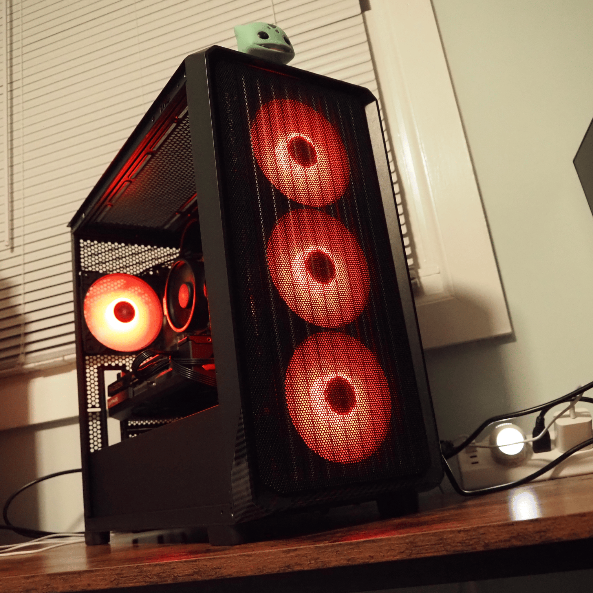 💵👌RX 7700 XT Gaming PC | Ryzen 5 5500 | 16GB RAM | 512GB NVMe | ARGB | Ready to Play