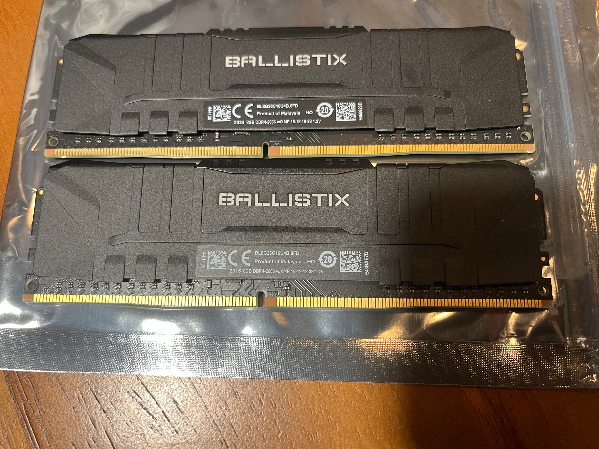 CRUCIAL BALLISTIX 16GB (2x8GB) DDR4 BL8G26C16U4B.8FD DDR4-2666MHz