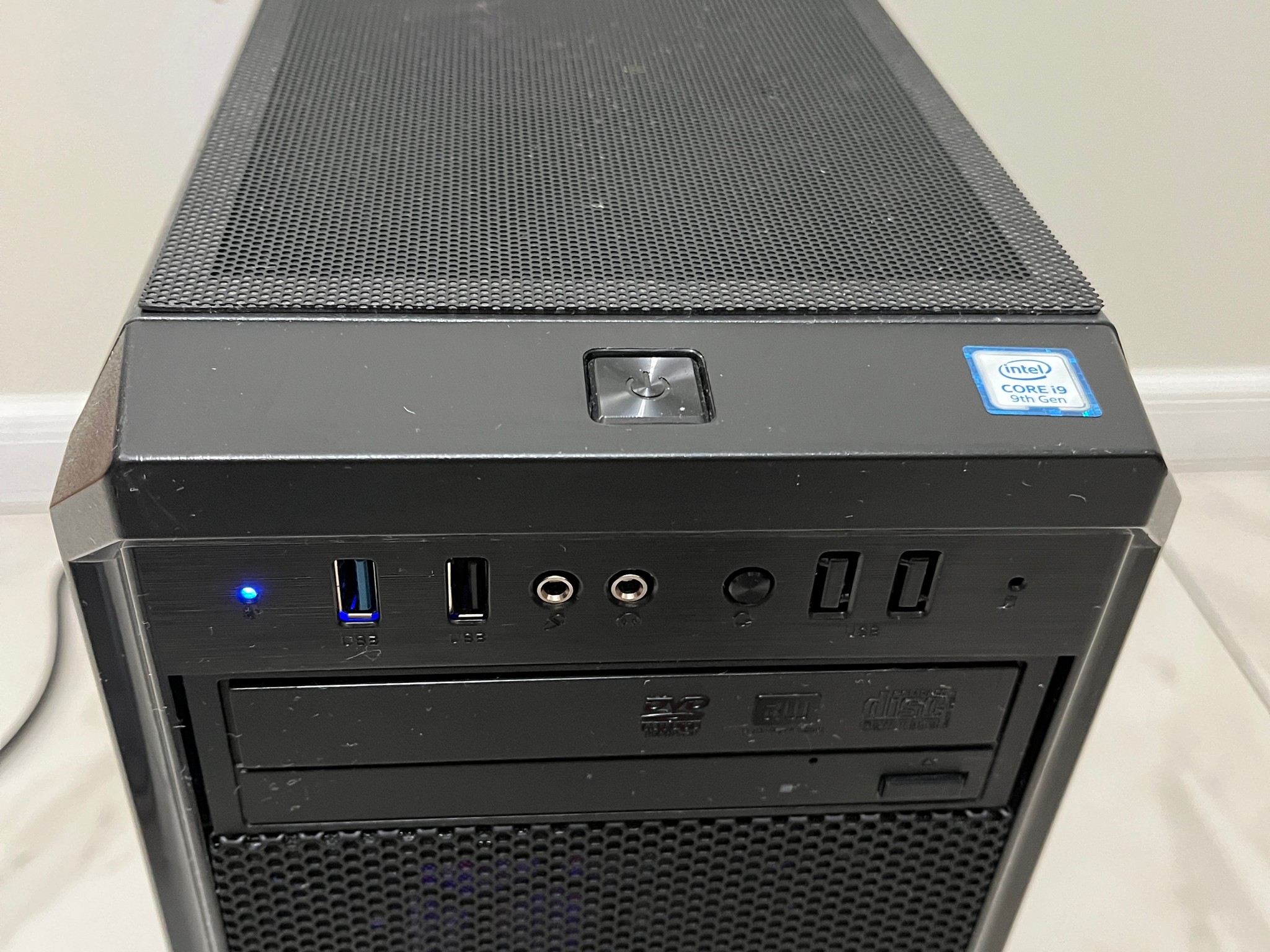 NVIDIA RTX 5060 Ti, Intel Core i9-9900k, 16GB RAM, 1TB SSD - High FPS Gaming PC w/ Wi-Fi & BT