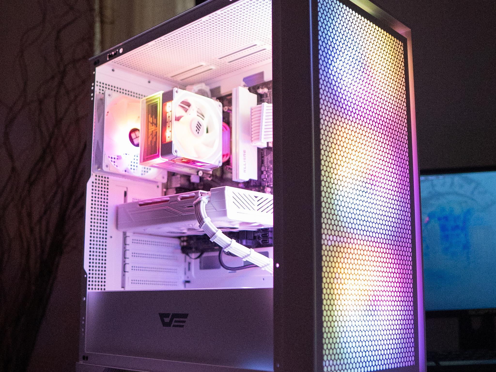 🍬🌨 | RX 580 8GB | RYZEN 5 1500X | 16GB DDR4 RAM | 1TB NVME SSD | Arctic Candy