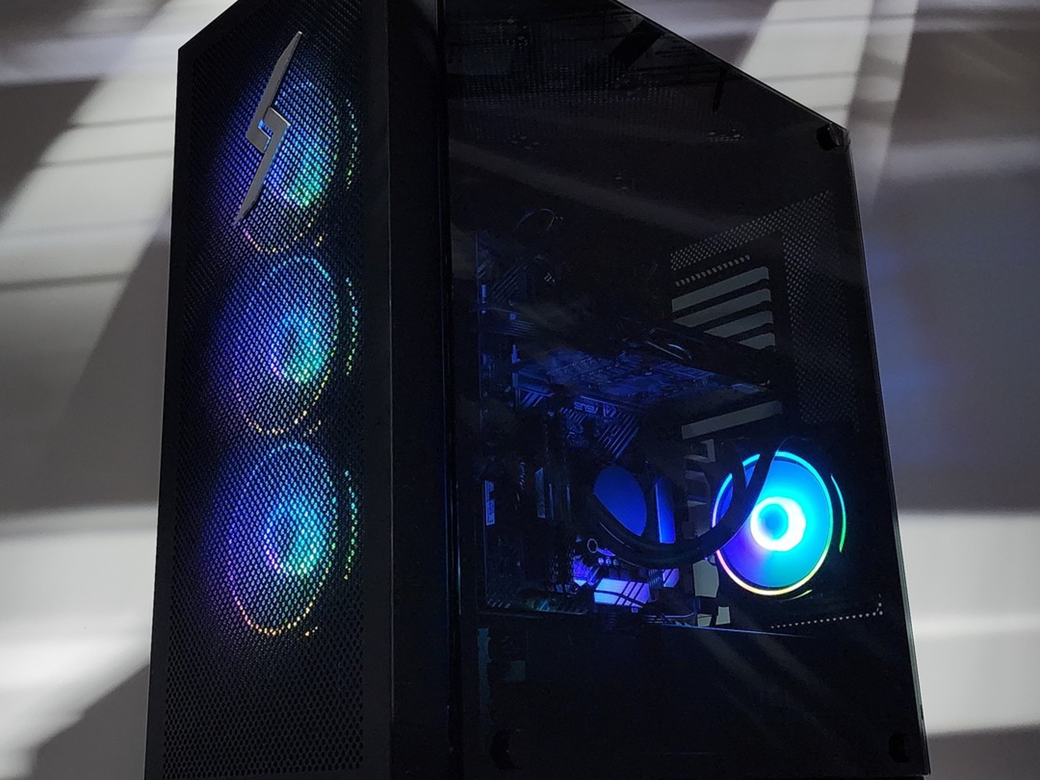 Gaming PC i7-11700F 16GB RAM 500GB SSD RX 6700 10GB Windows 11 Computer