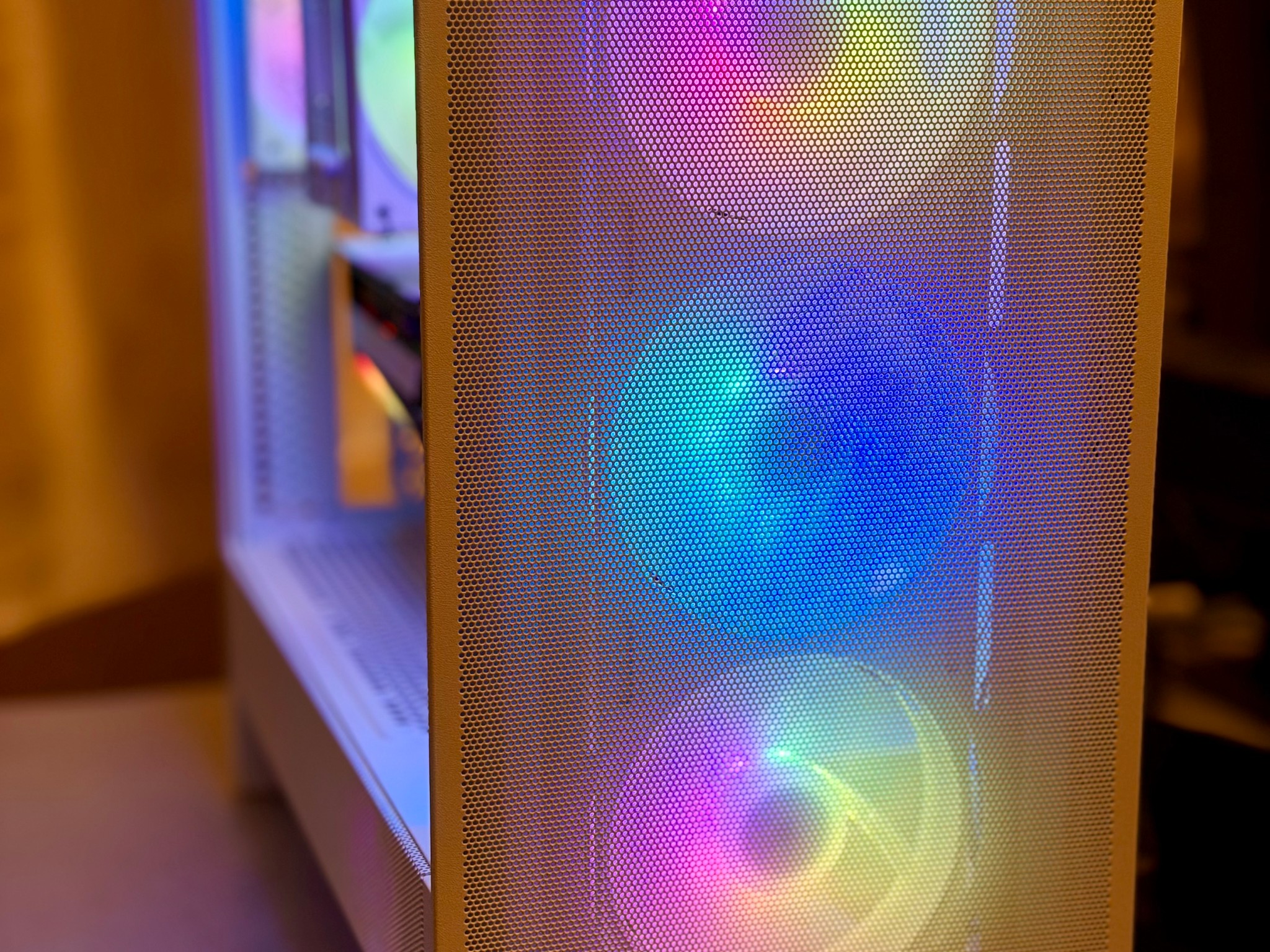 Gaming PC: Ryzen 5, RTX 3070, 1TB, 32GB, B550M, WiFi 6, NZXT H5 Flow RGB, White Build