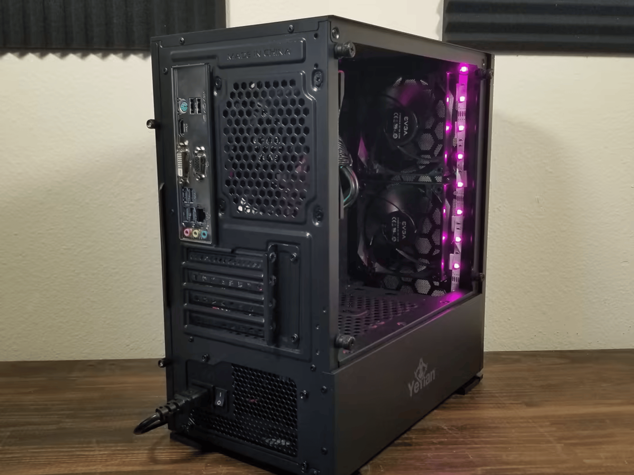 AMD Ryzen 5 5600G /w Radeon RX Vega 7 // 16GB 3200MHz // 512GB M.2 SSD