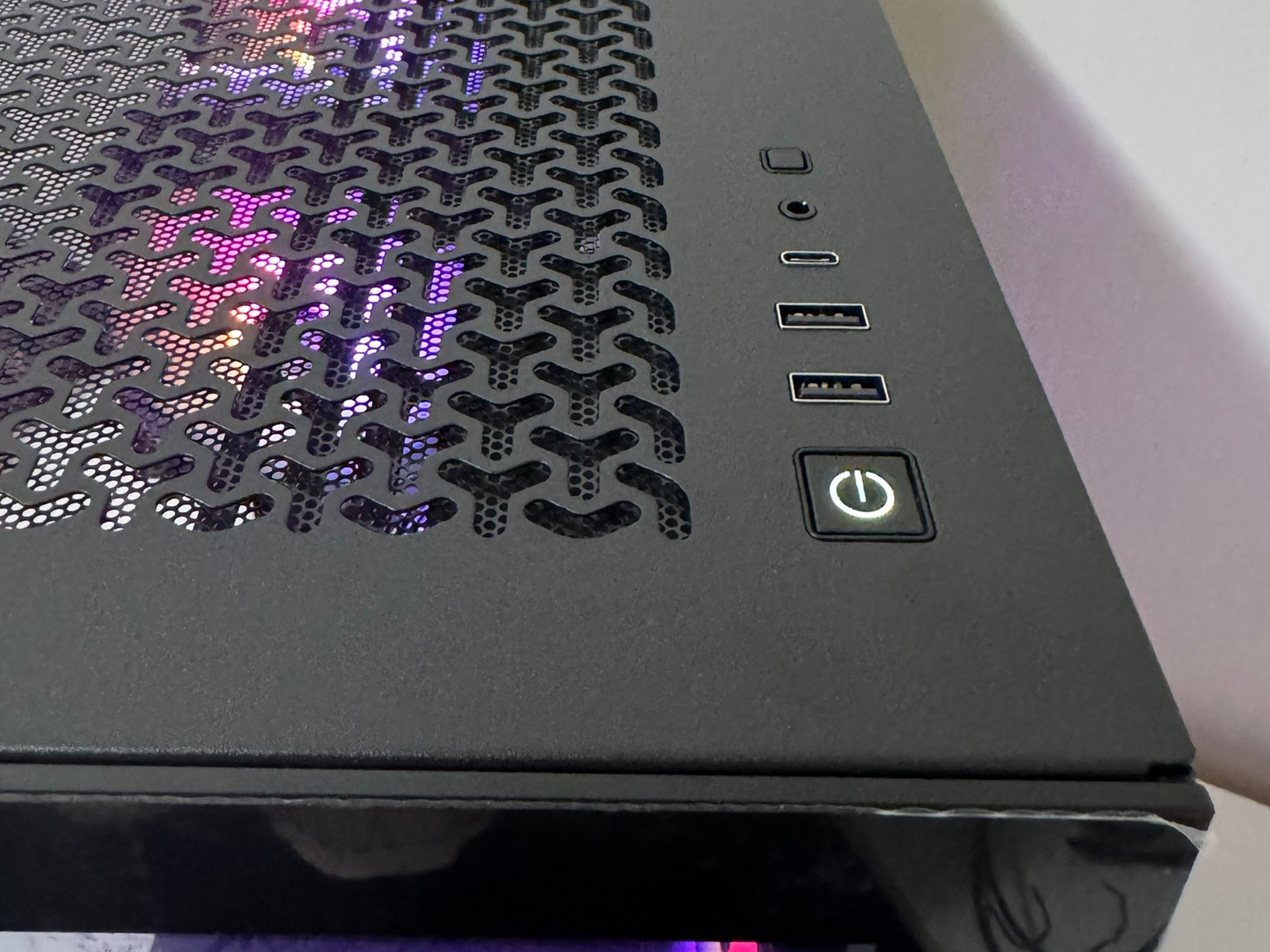 Intel Core i5 14400F 32GB DDR5 GeForce RTX 3060 12GB ASUS Z790 1TB SSD CORSAIR 3500X Case Gaming PC