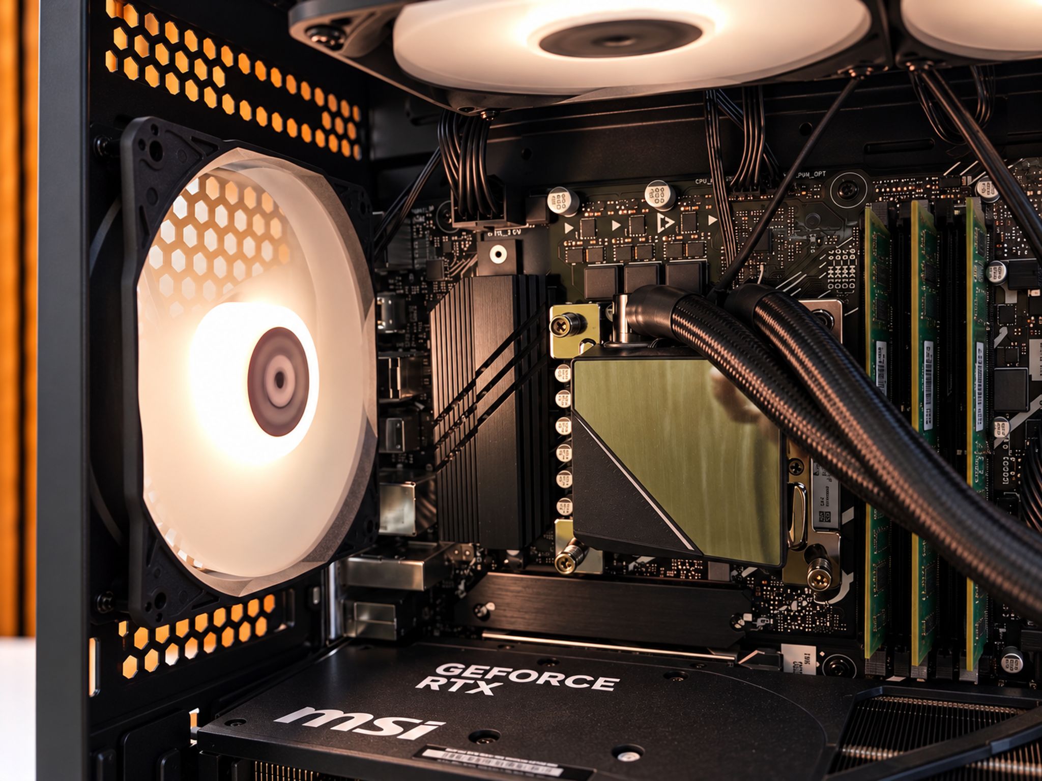 ULTIMATE V1| RTX 5070 12GB | 14700KF | 1TB NVME | 32GB DDR5 | Windows 11 | WIFI |