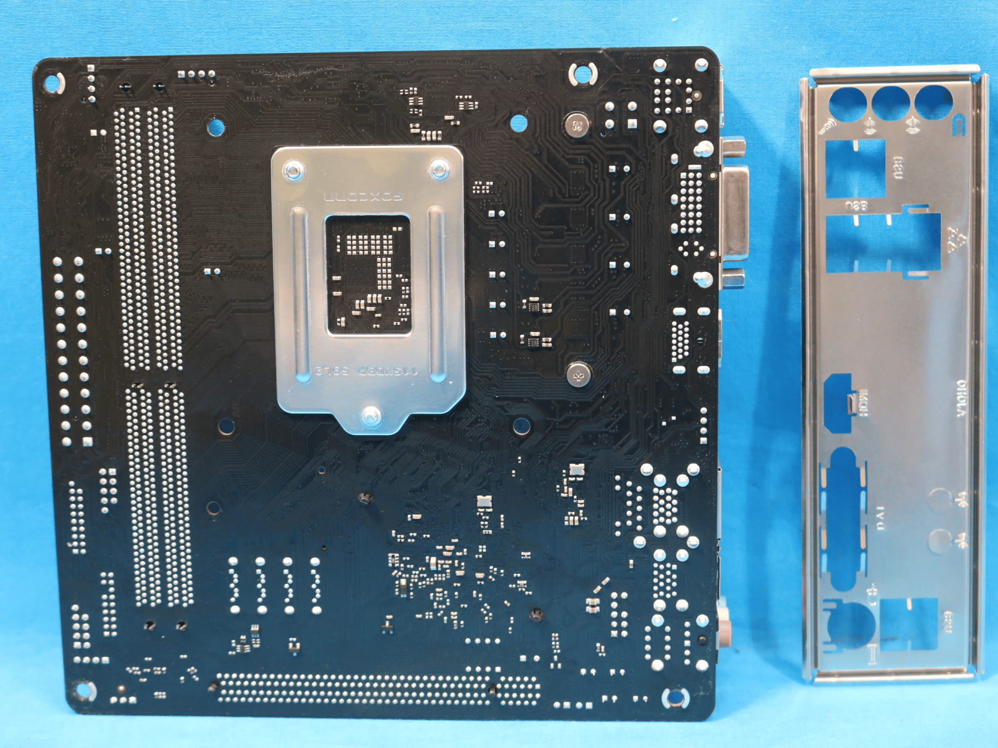 *NEWEST BIOS* ASRock H110M-ITX Intel LGA1151/Socket H4 DDR4 mini-ITX Motherboard & I/O Shield