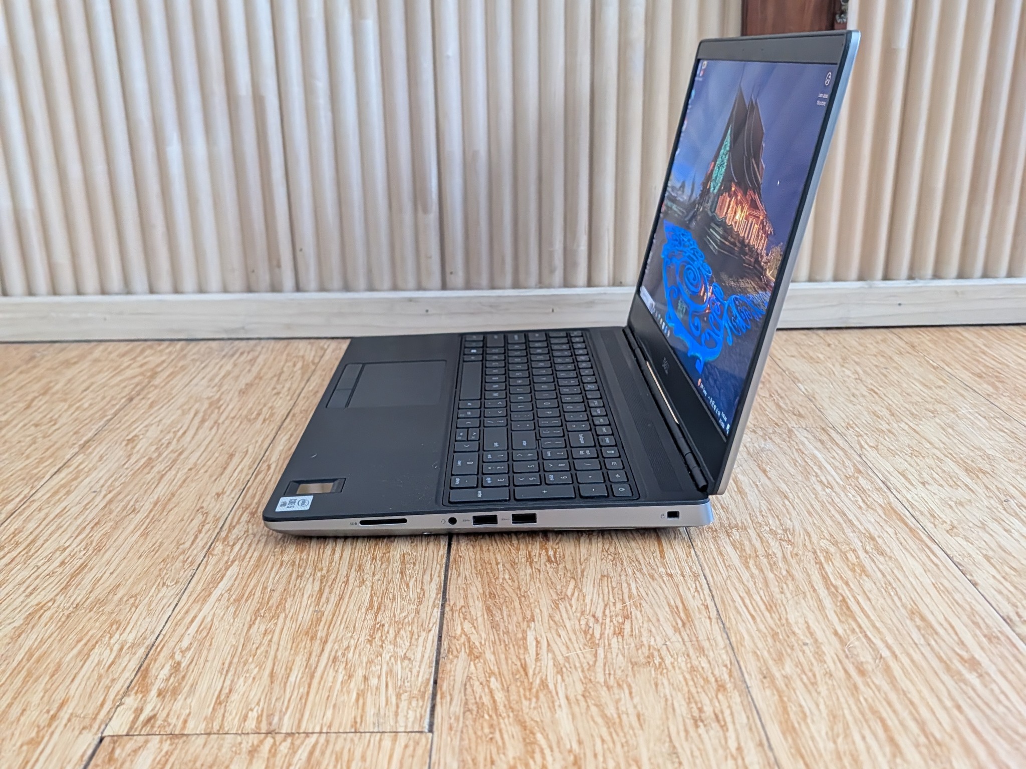 Dell Precision Laptop | I5 10400H | T2000 (1650 TI M) | 16GB | 256 GB |