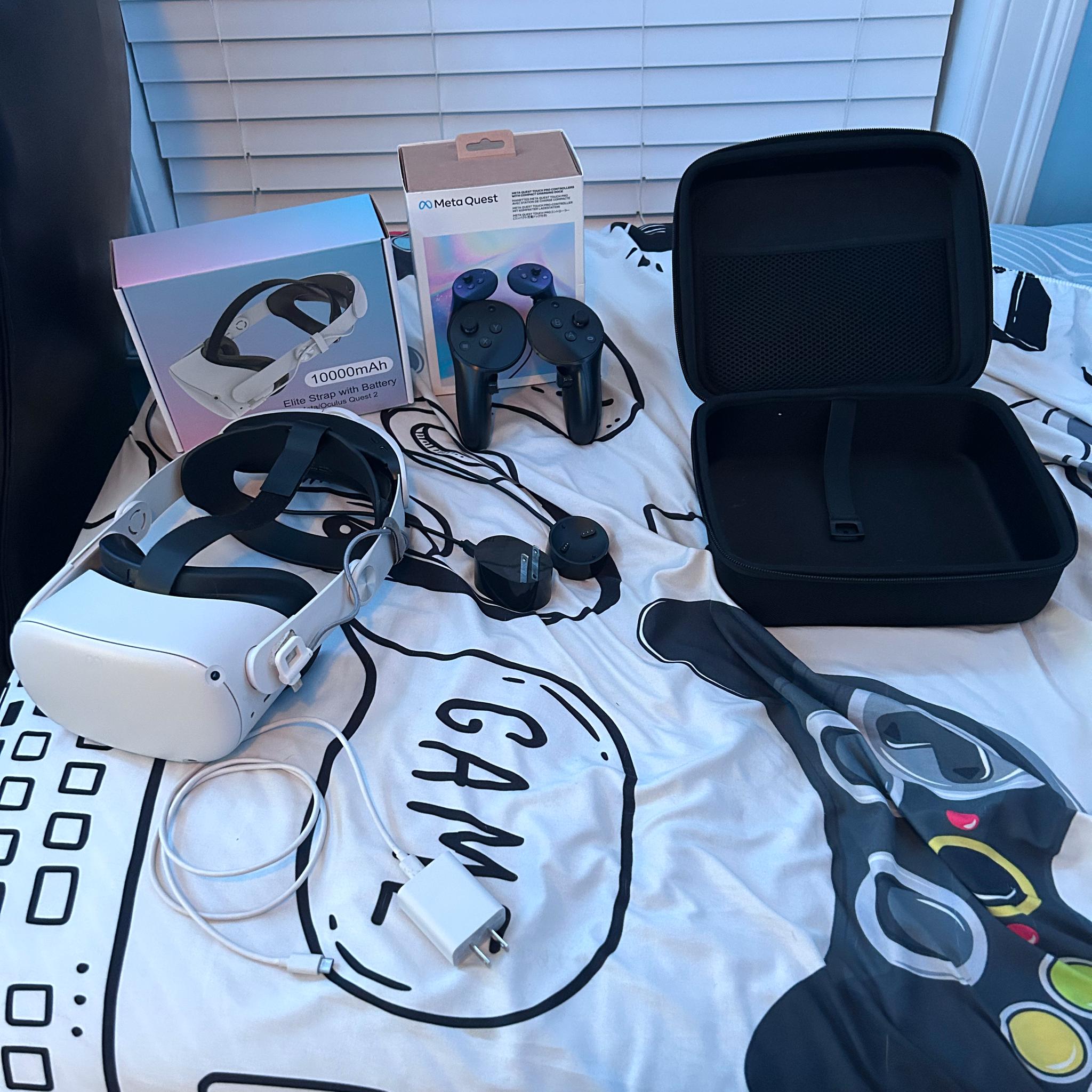 Meta quest 2 with Meta quest pro controllers and accesories