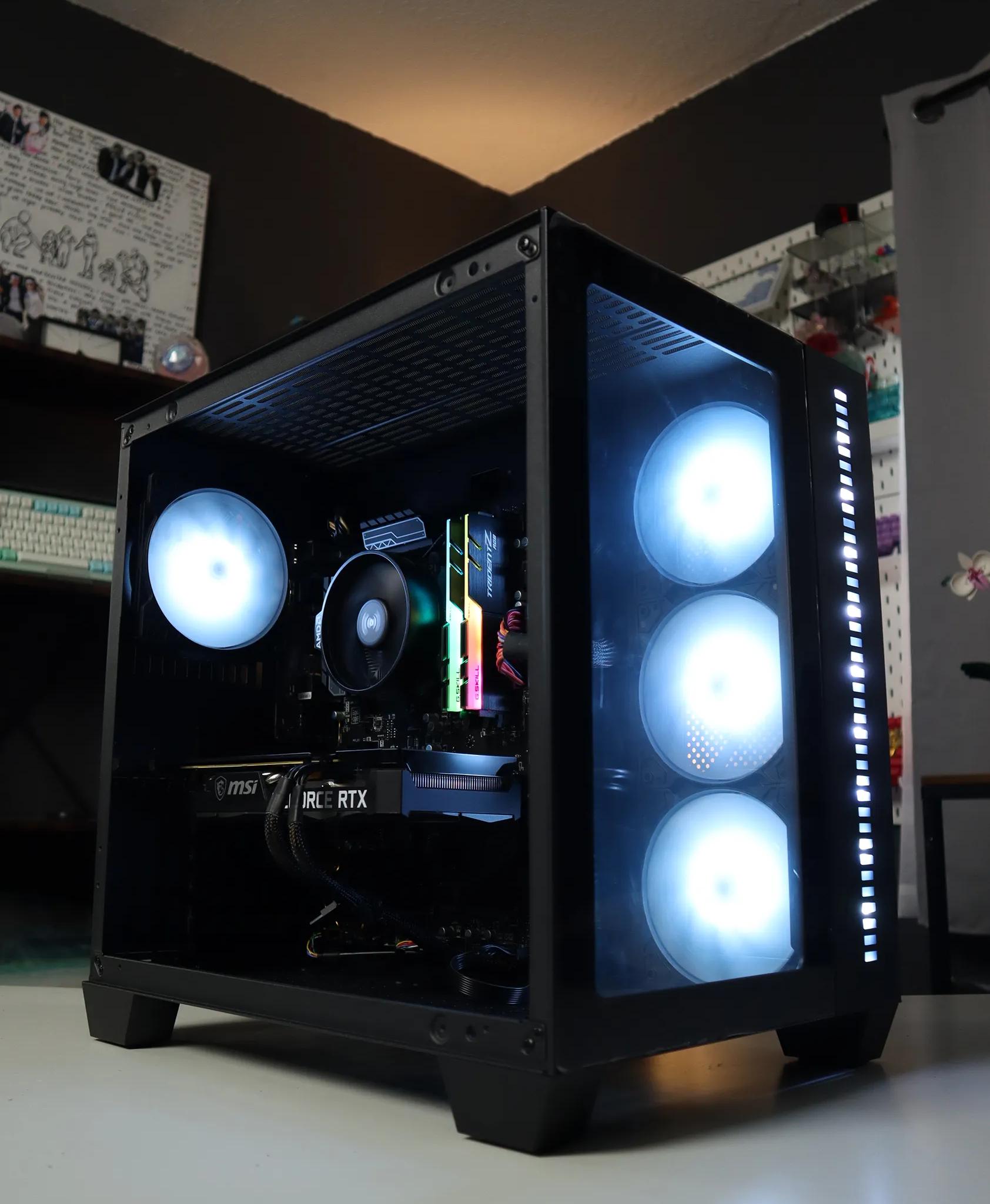RTX 3060 | Ryzen 5 5600X | 16GB DDR4 RAM | 1TB NVME M.2 SSD