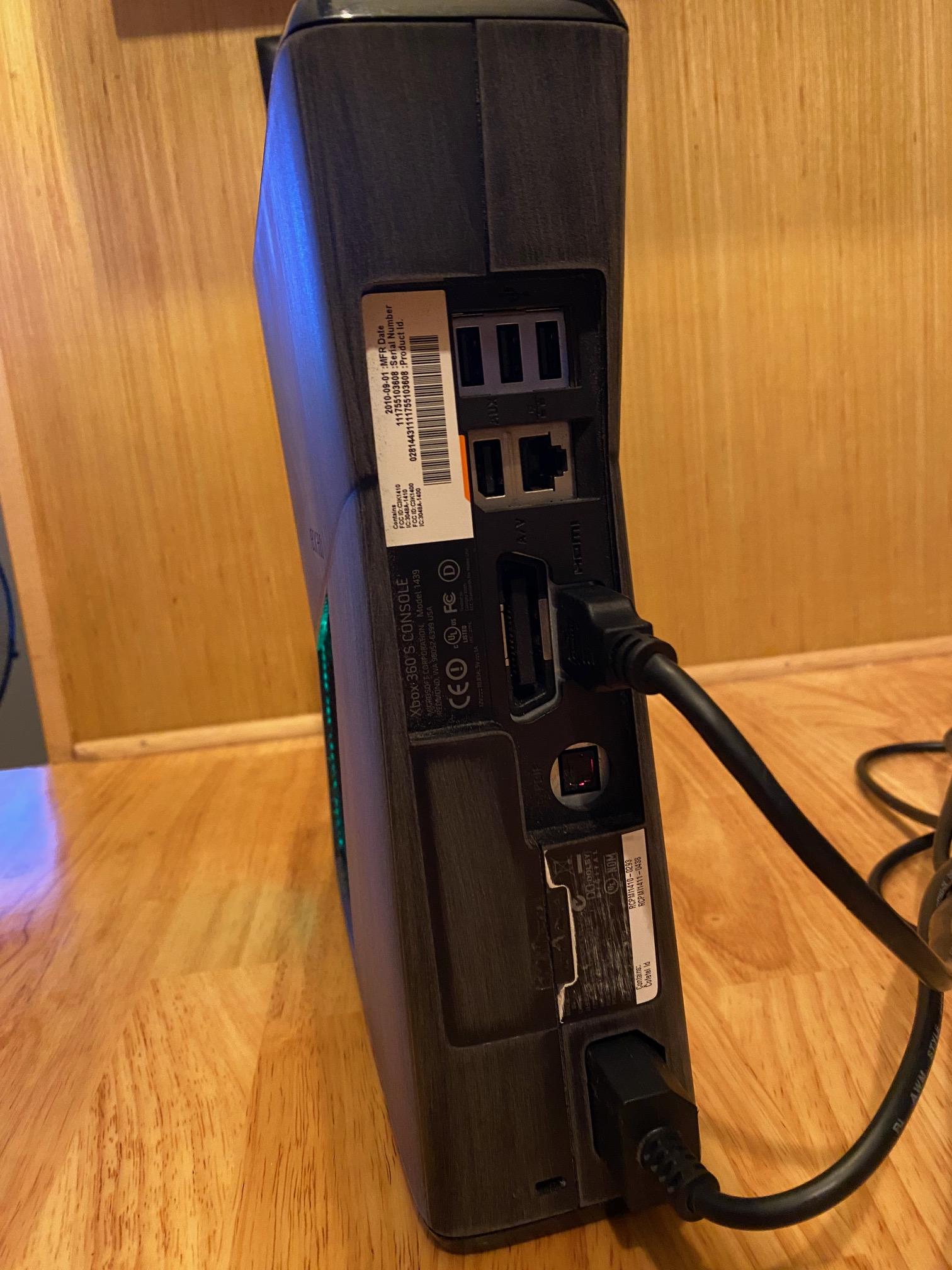 RGH 3 Xbox 360 slim | CASE MOD | 500 GB | Custom LEDs