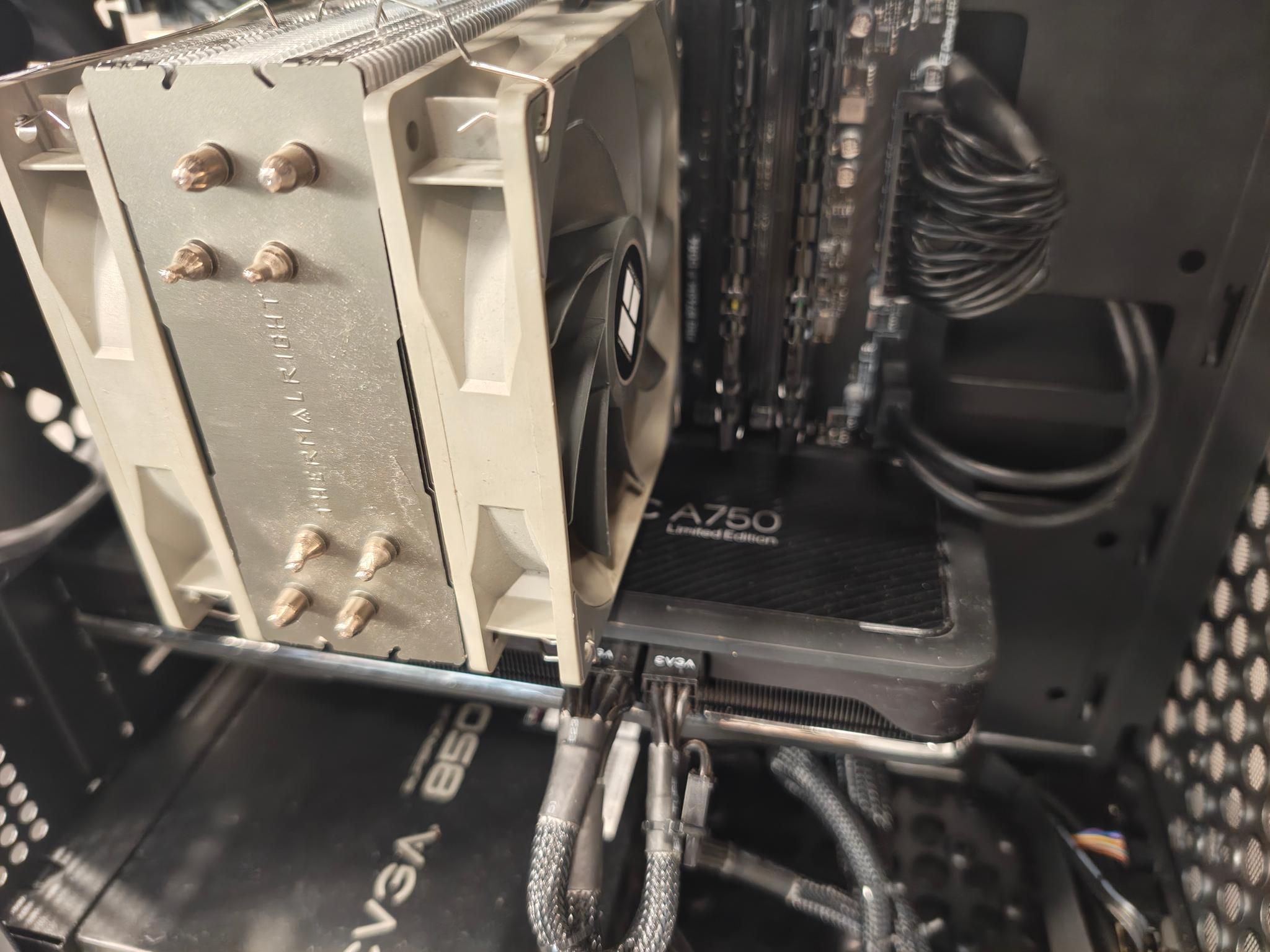 THE BLUE CUBE, fantastic value 1440P gaming pc equipped with FRAME GEN