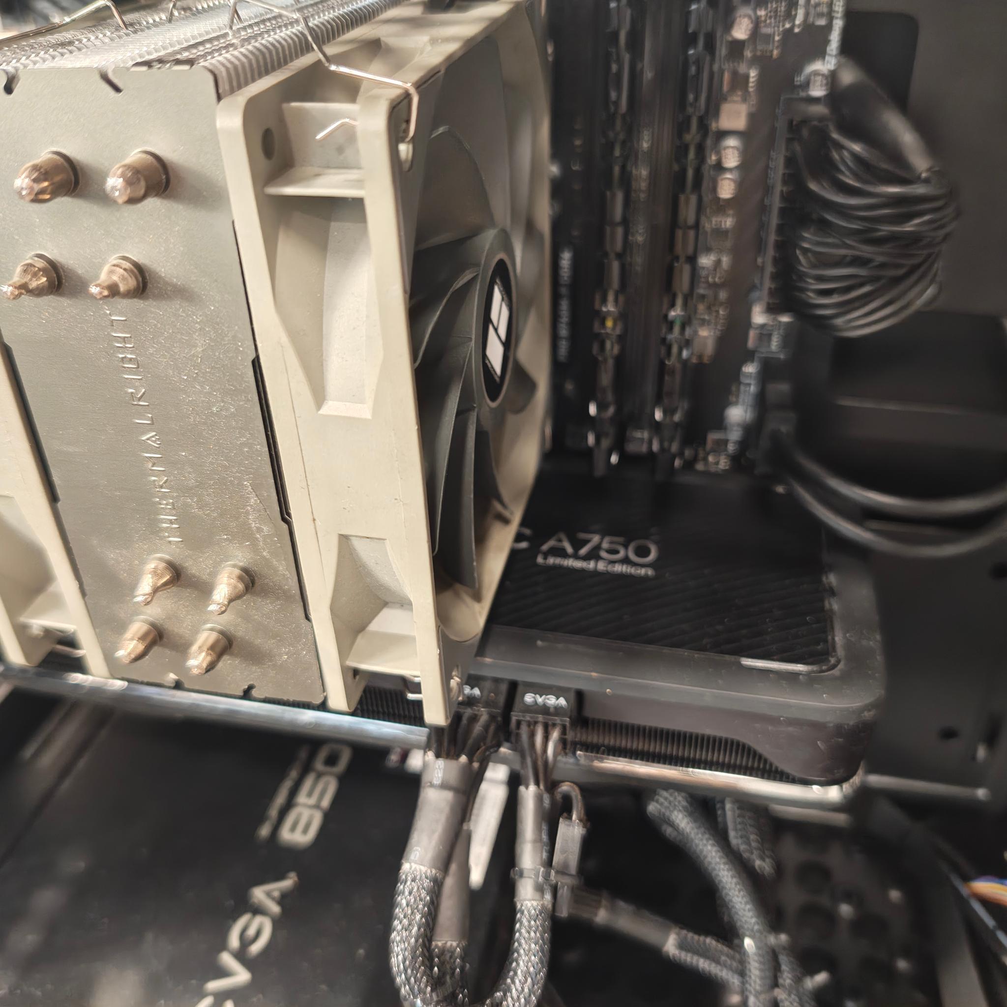 THE BLUE CUBE, fantastic value 1440P gaming pc equipped with FRAME GEN