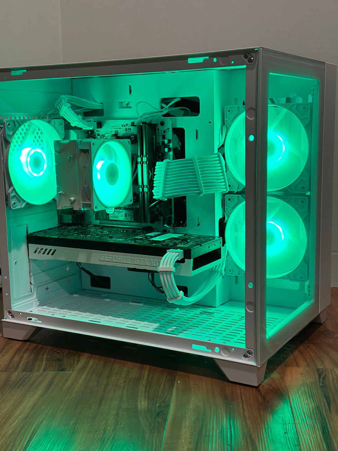 Win11 Ryzen 5 3600/GTX 1070 Ti/16GB/ 水冷 width=1080,quality=90,format=