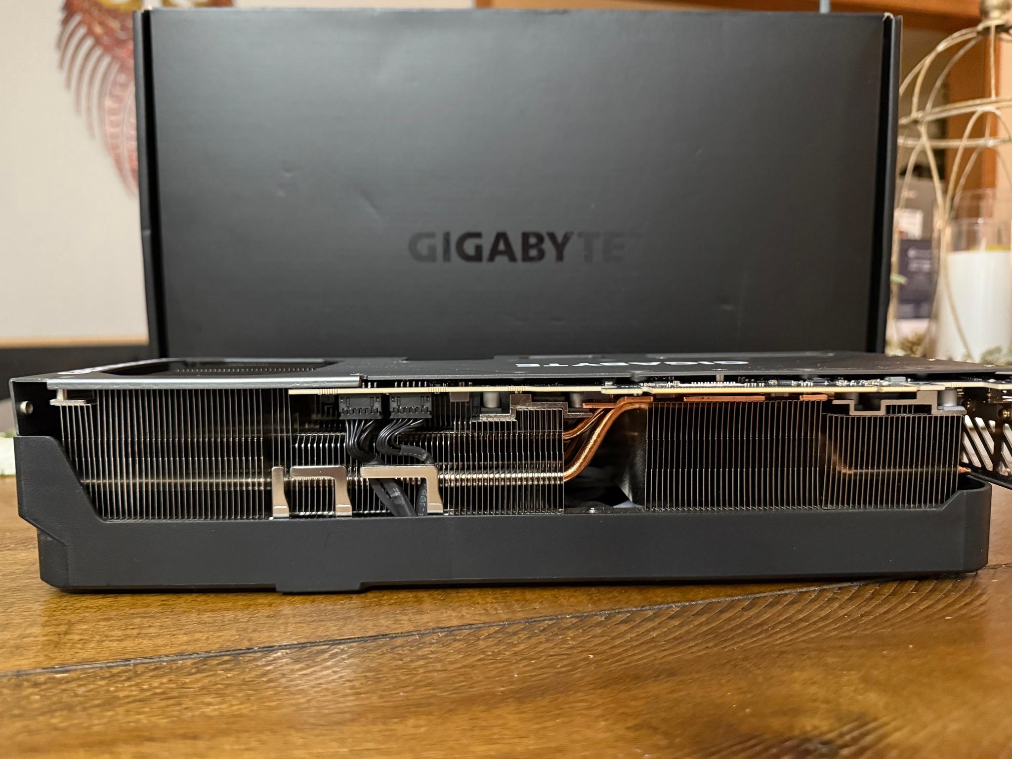 Gigabyte GAMING OC GeForce RTX 4080 SUPER