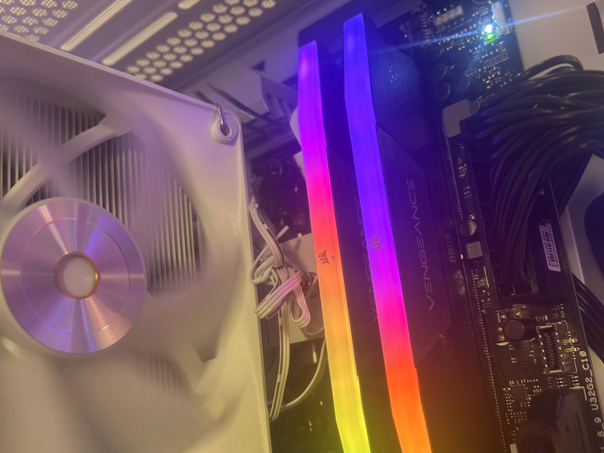 🔥AZURE V2🔥 Gaming PC Ryzen 7 7700 | RTX 5060 Ti | 32GB DDR5
