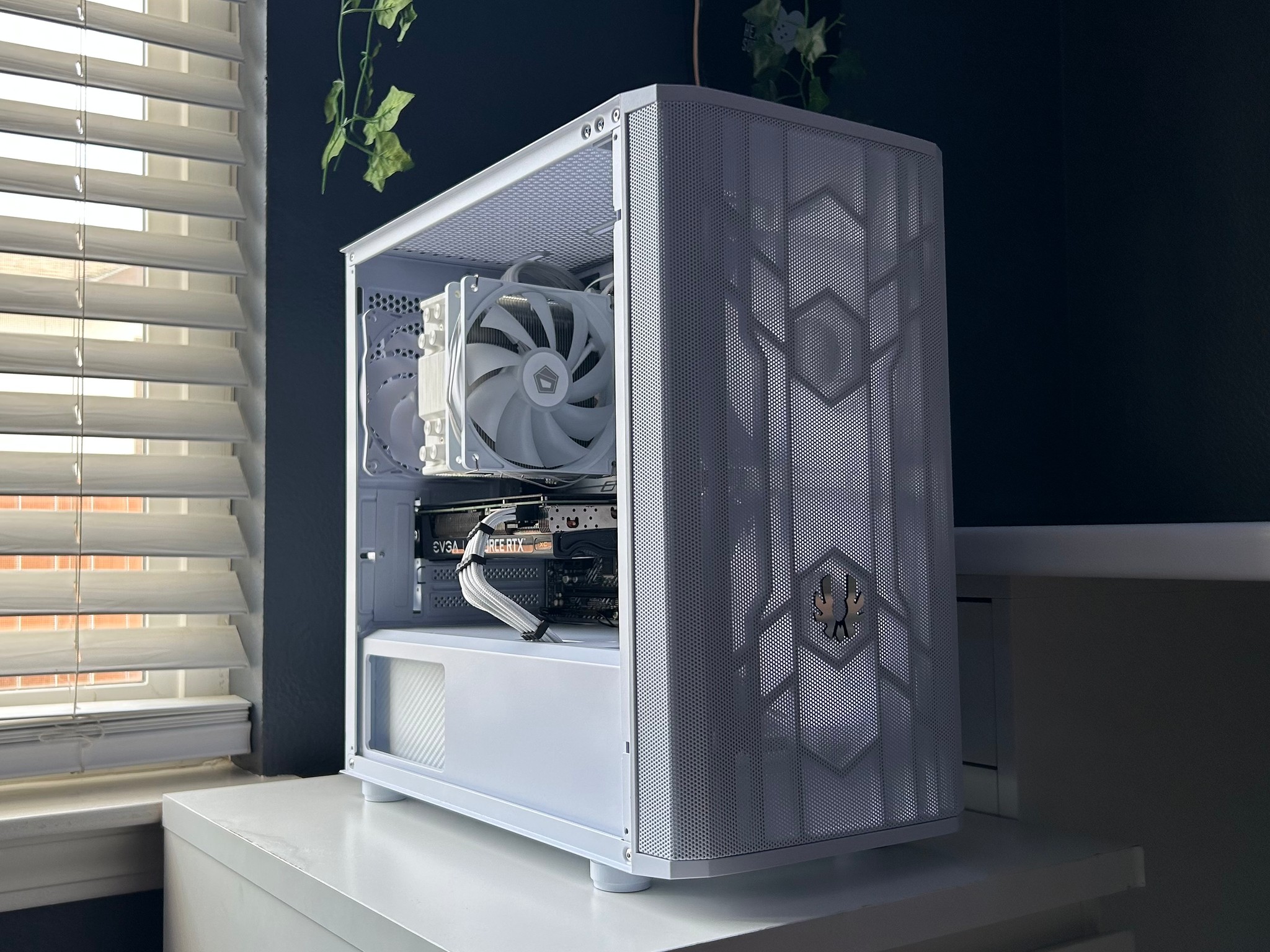 ⚪ 🟣 ⚪ RTX 3060 12GB // Intel i5 11400F