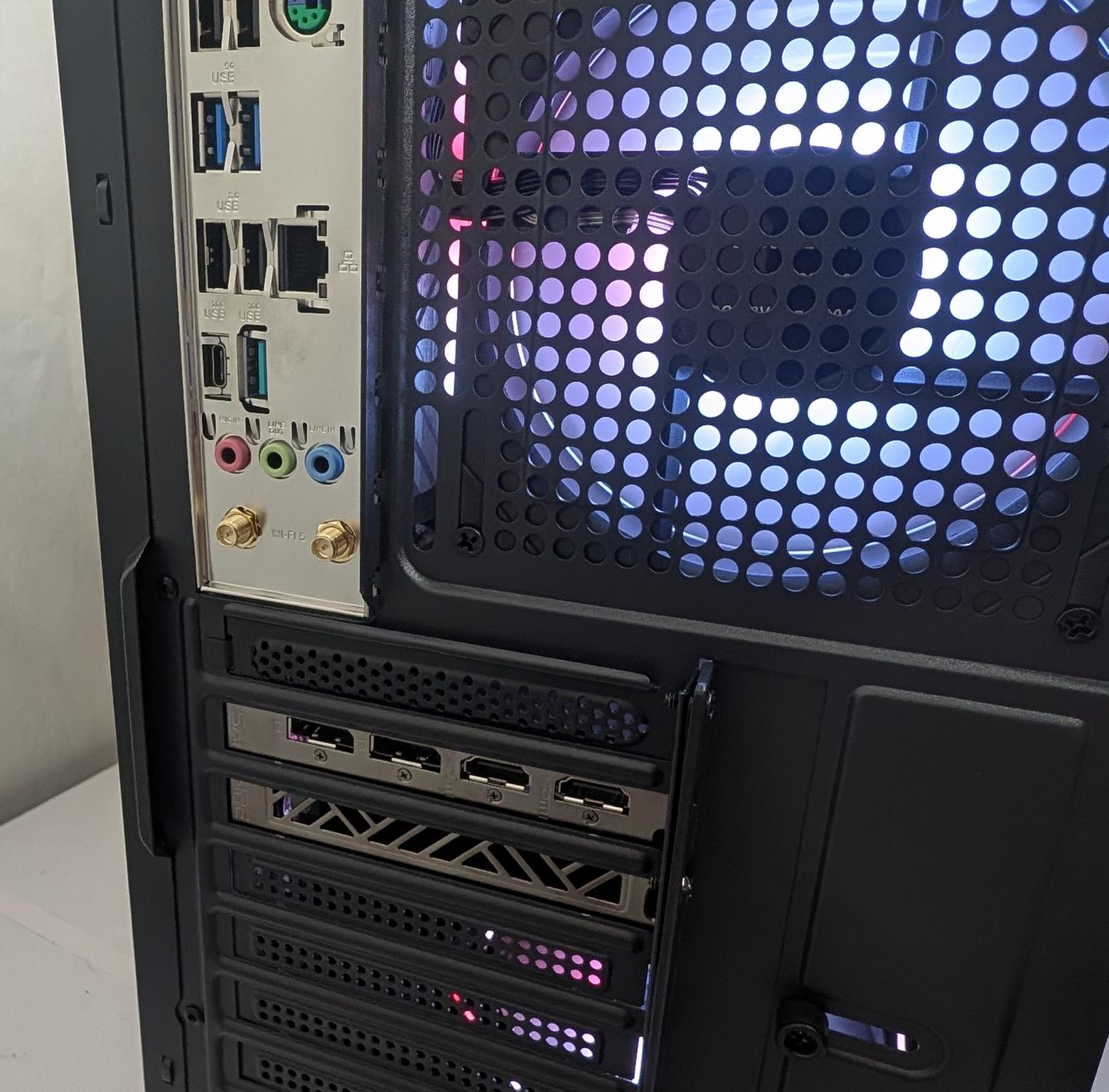 RX 7800XT | I5 12400F | 16GB DDR5 | 1TB NVME | 650W |