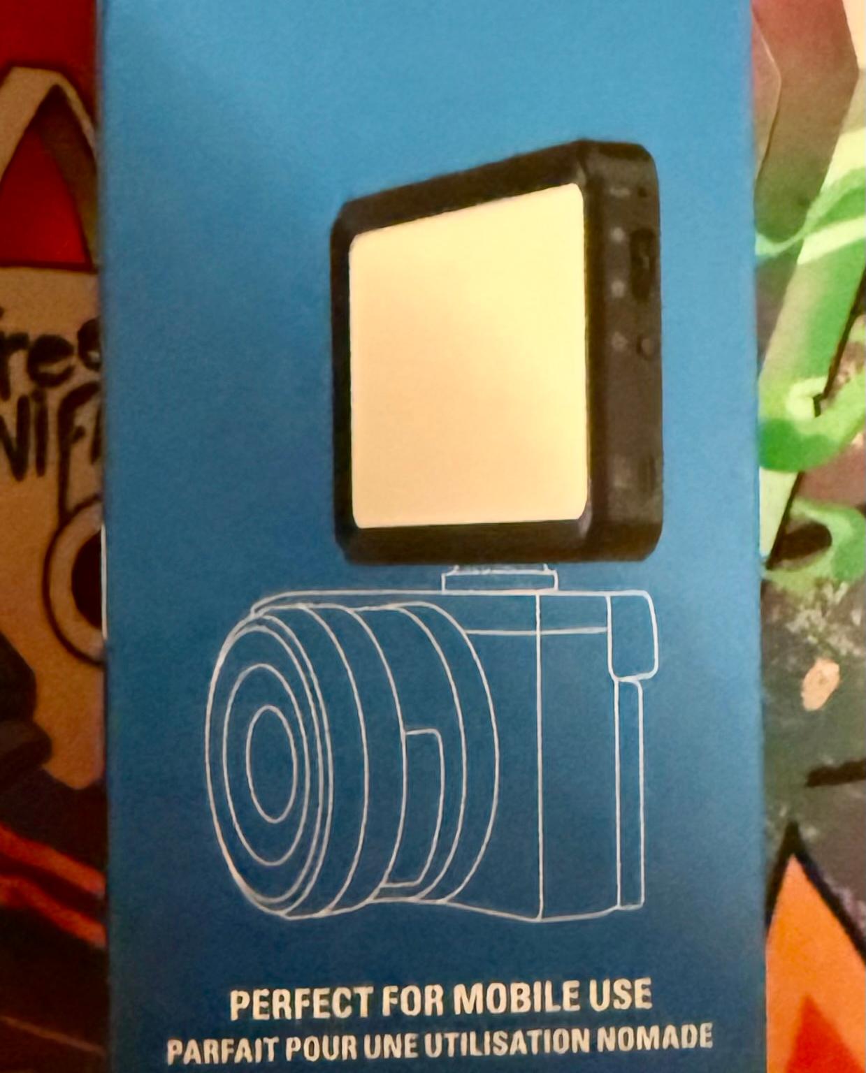 Elgato Key Light Mini + Cold Shoe Multi Mount Accessory