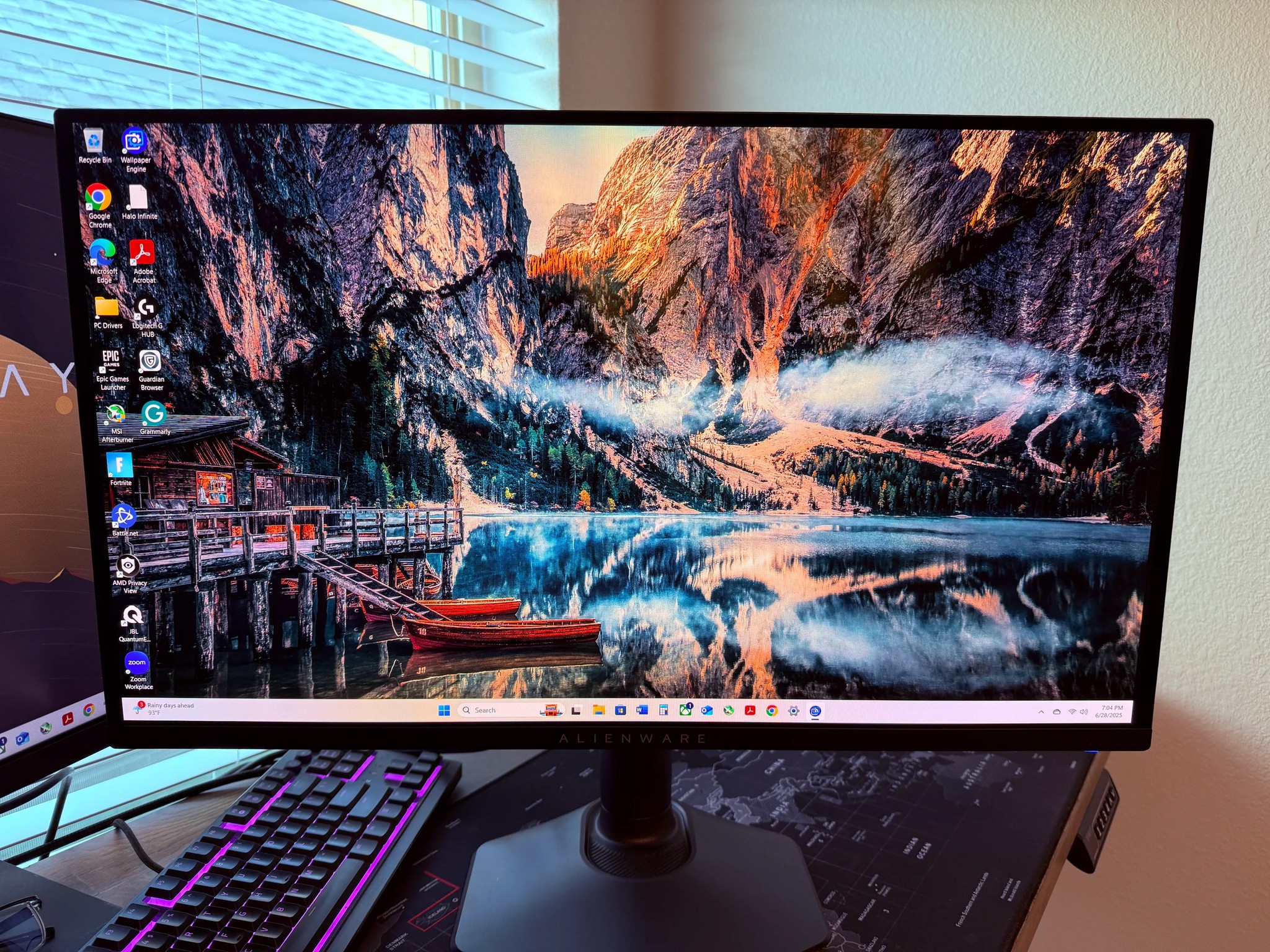 Alienware AW2725DF 27″ QD-OLED Gaming Monitor – 360Hz, QHD, HDR, Like New
