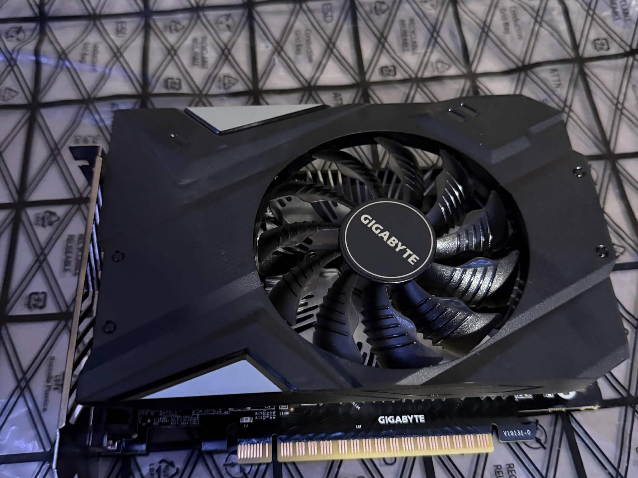 NVIDIA GeForce GTX 1650 SUPER - Image 5