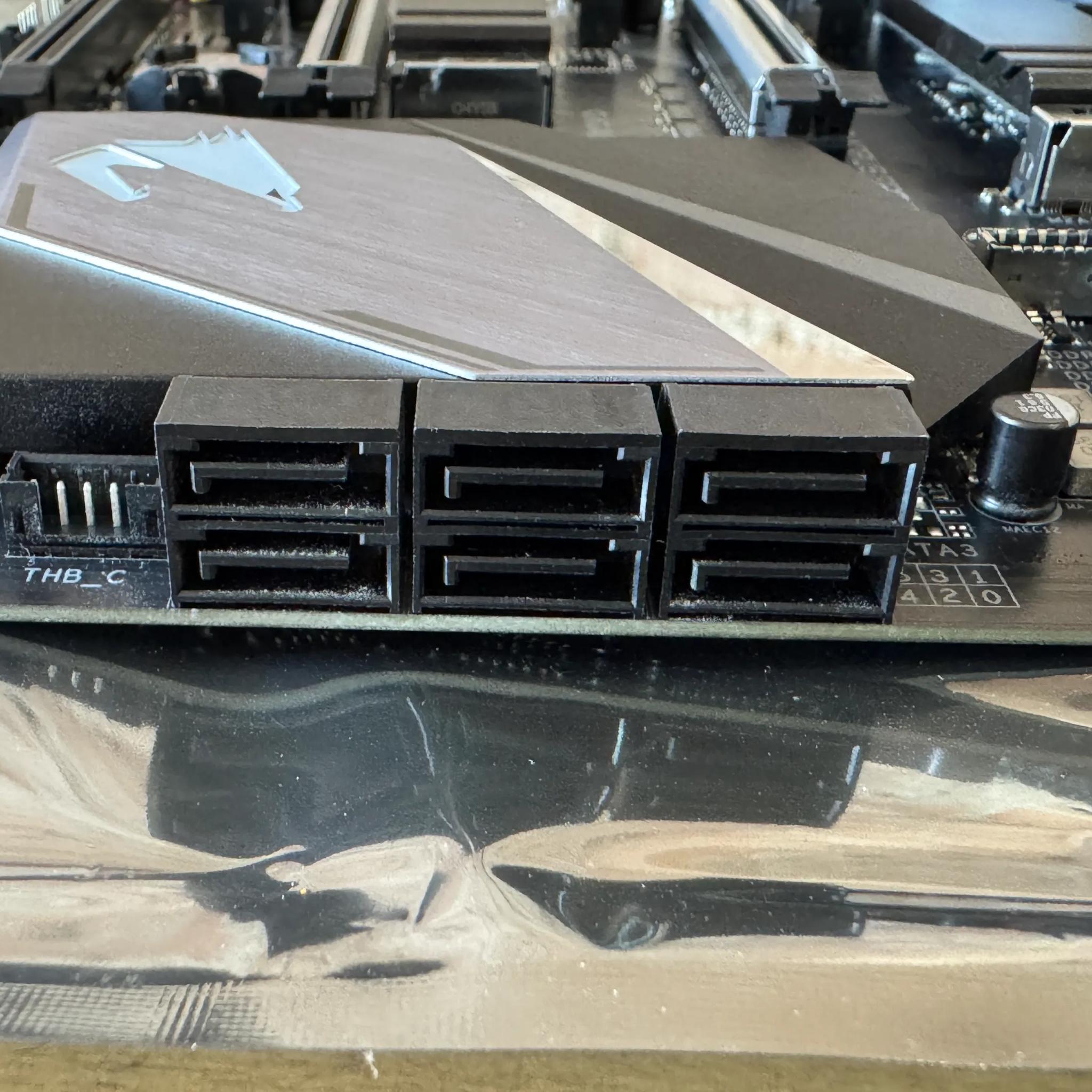 Gigabyte Z390 Aorus Pro WIFI Motherboard + Intel Core i9-9900K Processor Combo (Refurbished)