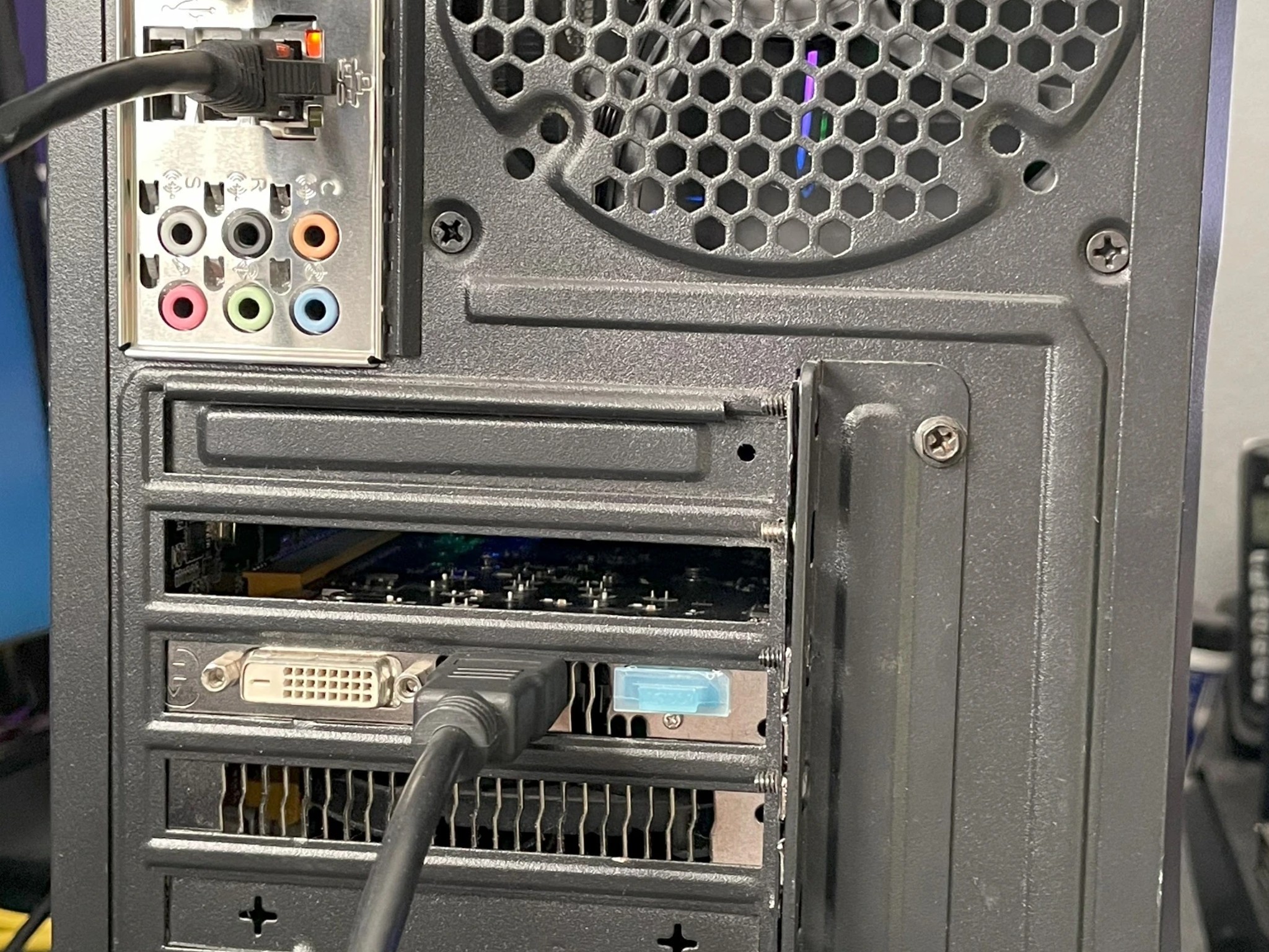 Starter AM3+ gaming rig, fully upgradable! See details!