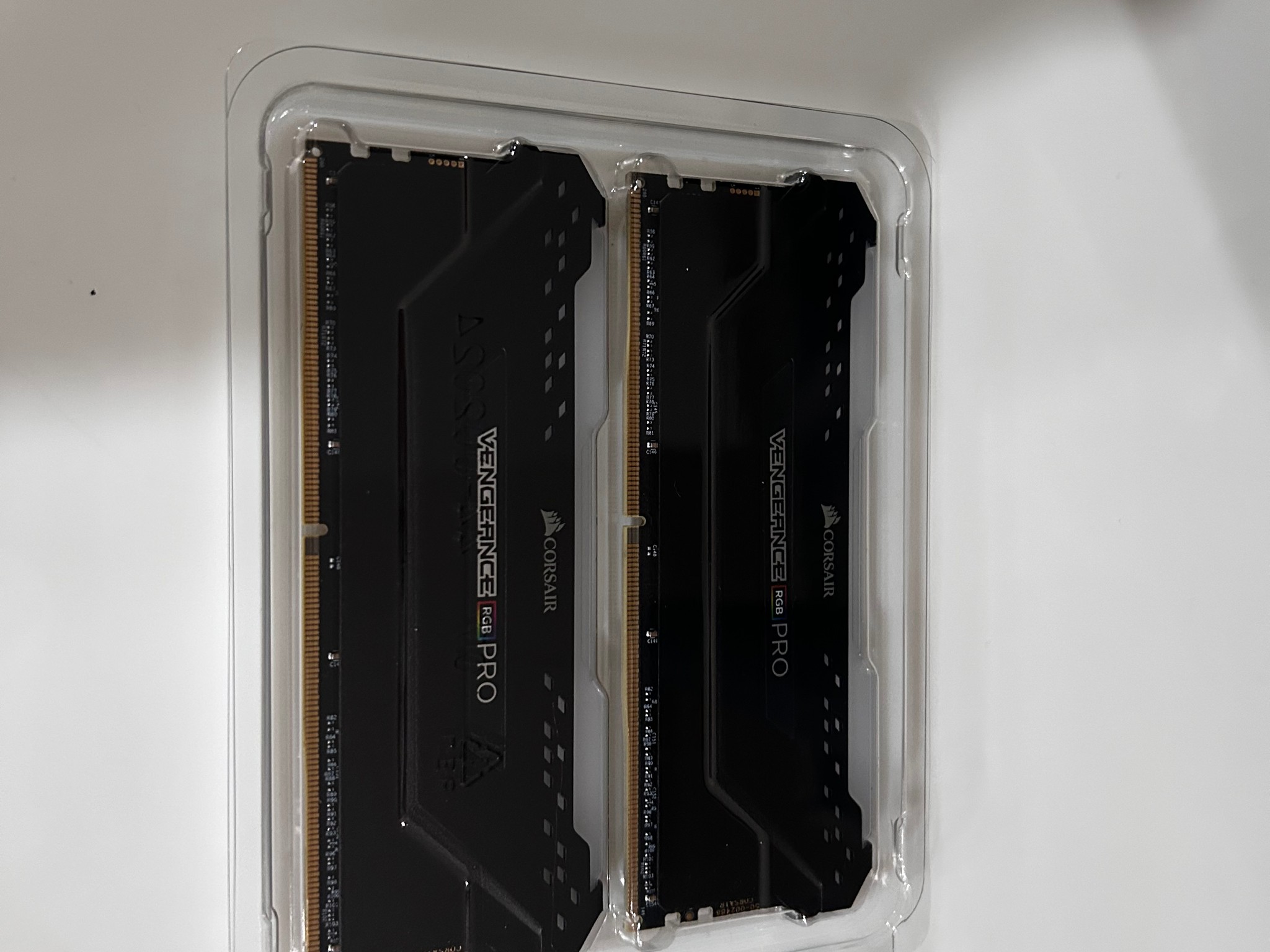 Corsair Vengeance RGB Pro 32GB DDR4-3600 (2x16GB) C18