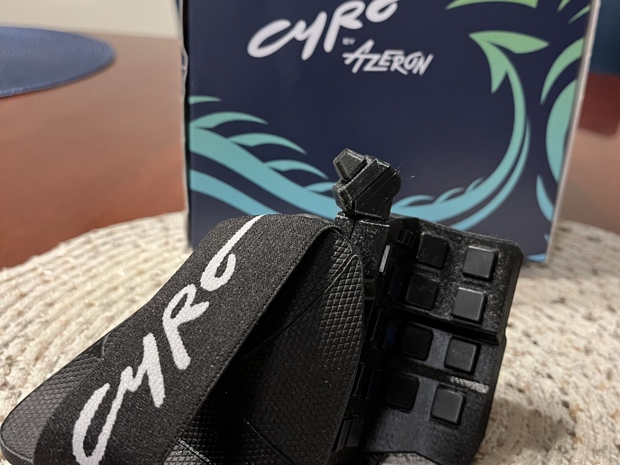 Azeron Cyro Right-handed Black Small (like new) gaming mouse