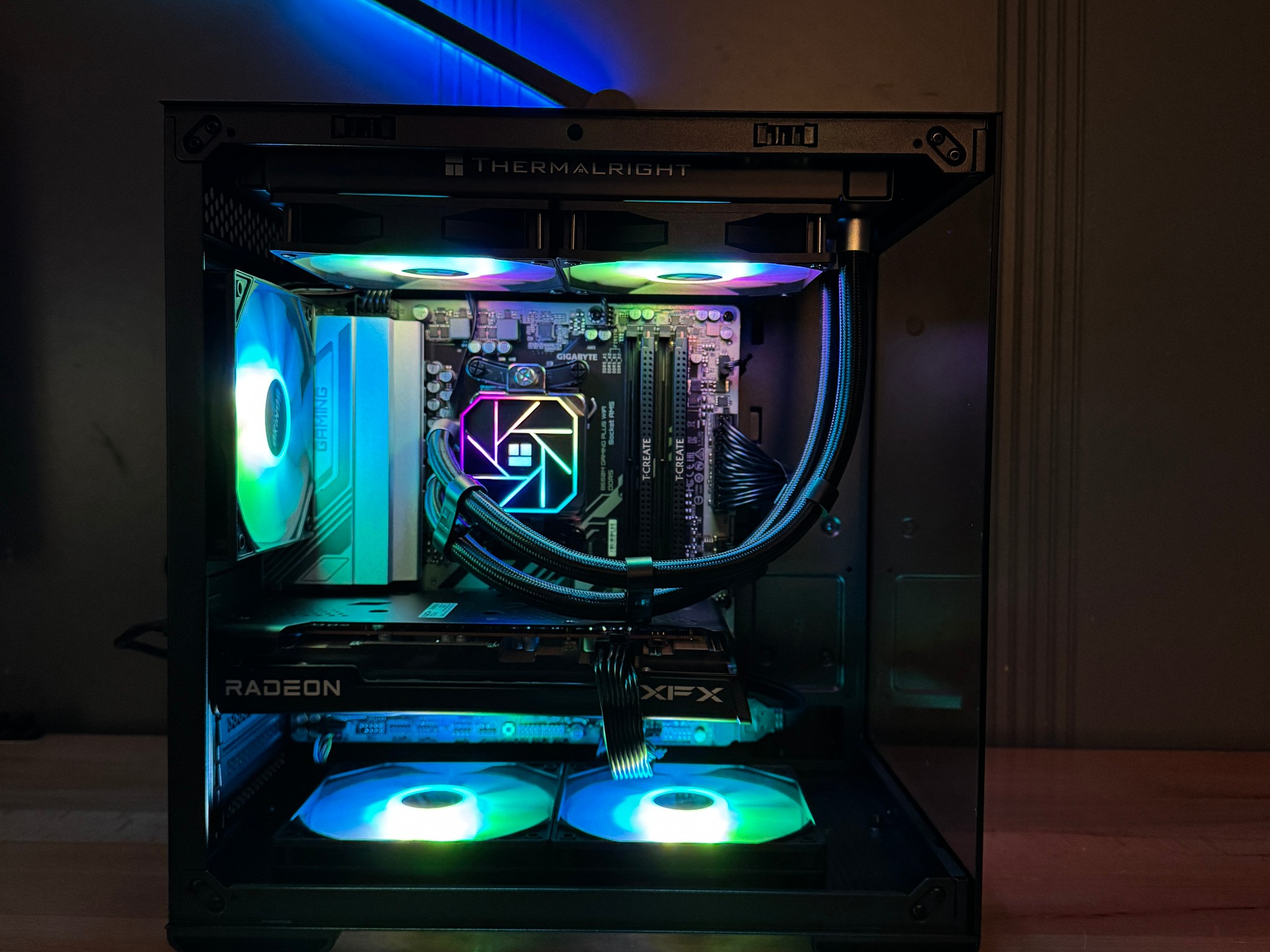 👨‍🚀Ryzen 7600X | RX 6650 XT | 32GB RAM | 1TB SSD